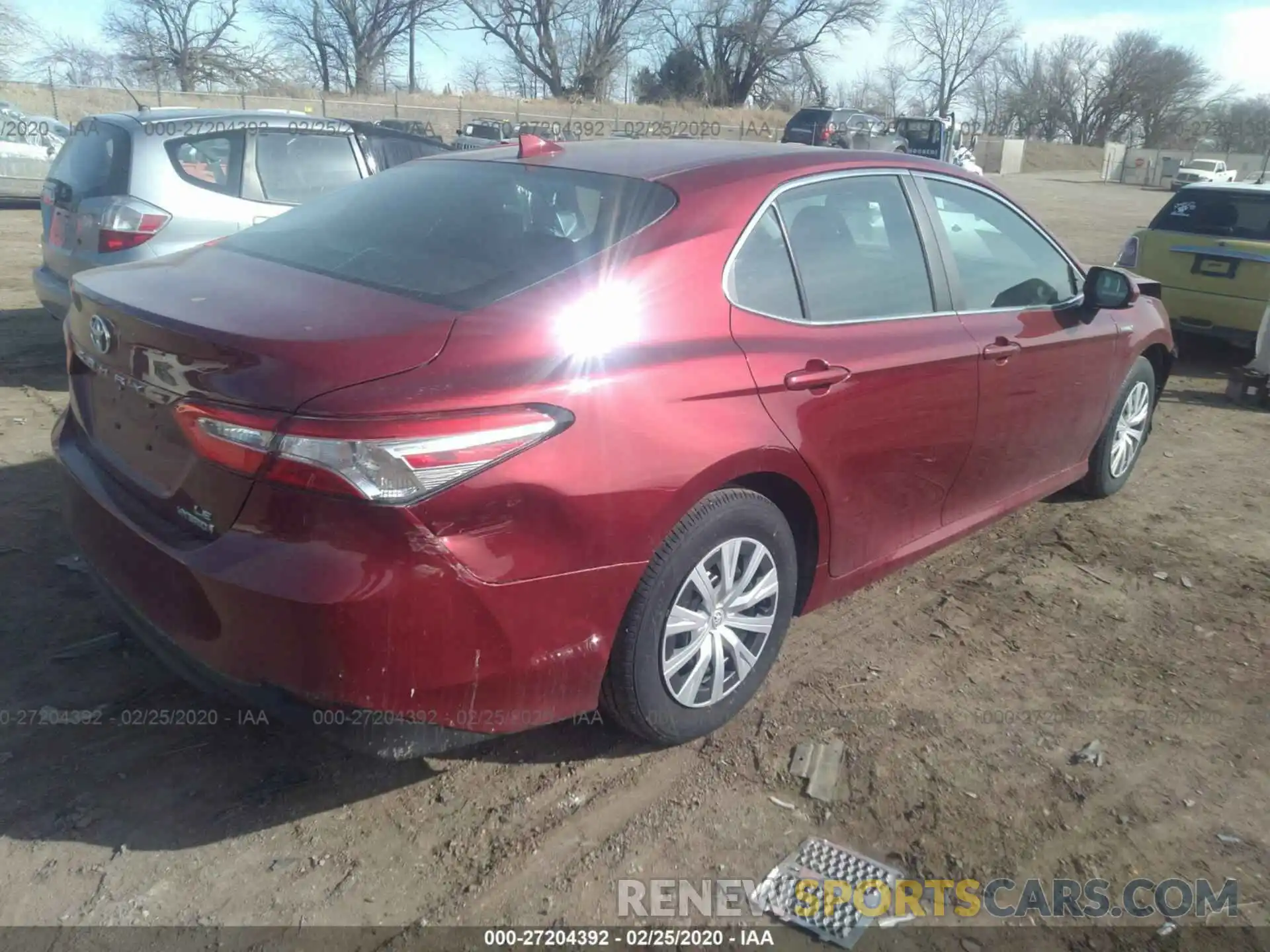 4 Photograph of a damaged car 4T1B31HK5KU511660 TOYOTA CAMRY 2019