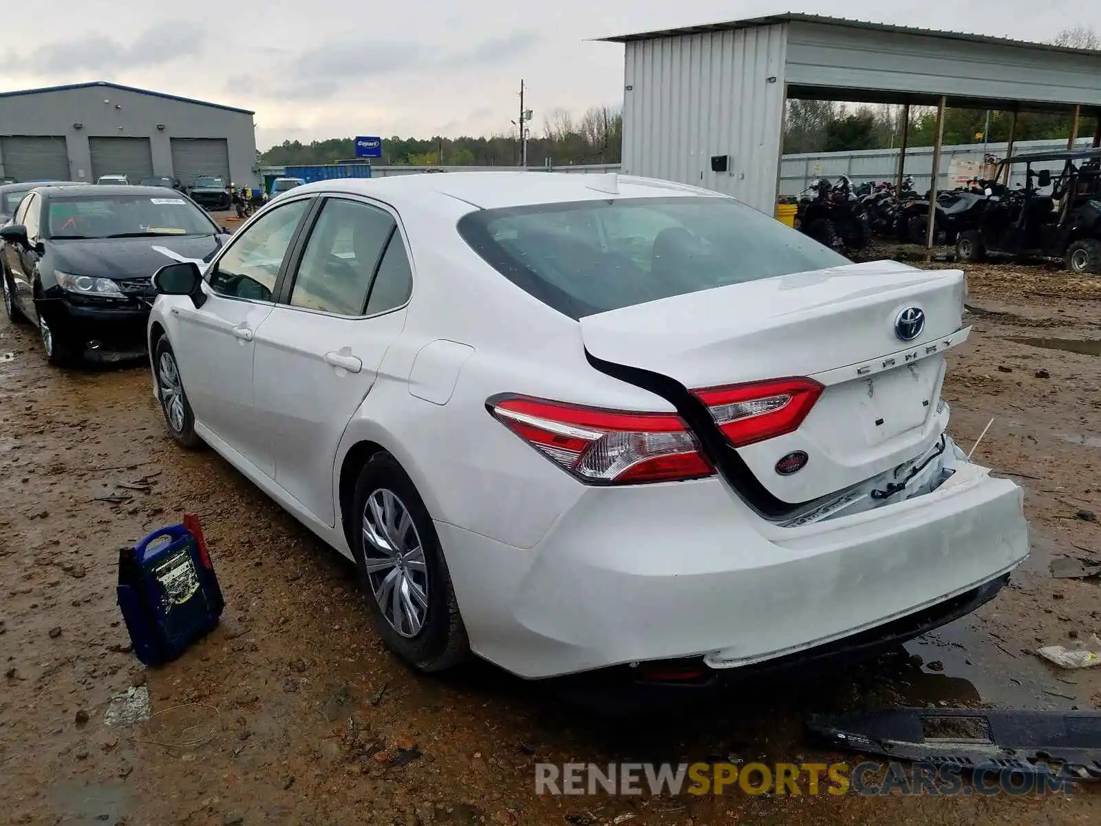 3 Фотография поврежденного автомобиля 4T1B31HK5KU511691 TOYOTA CAMRY 2019