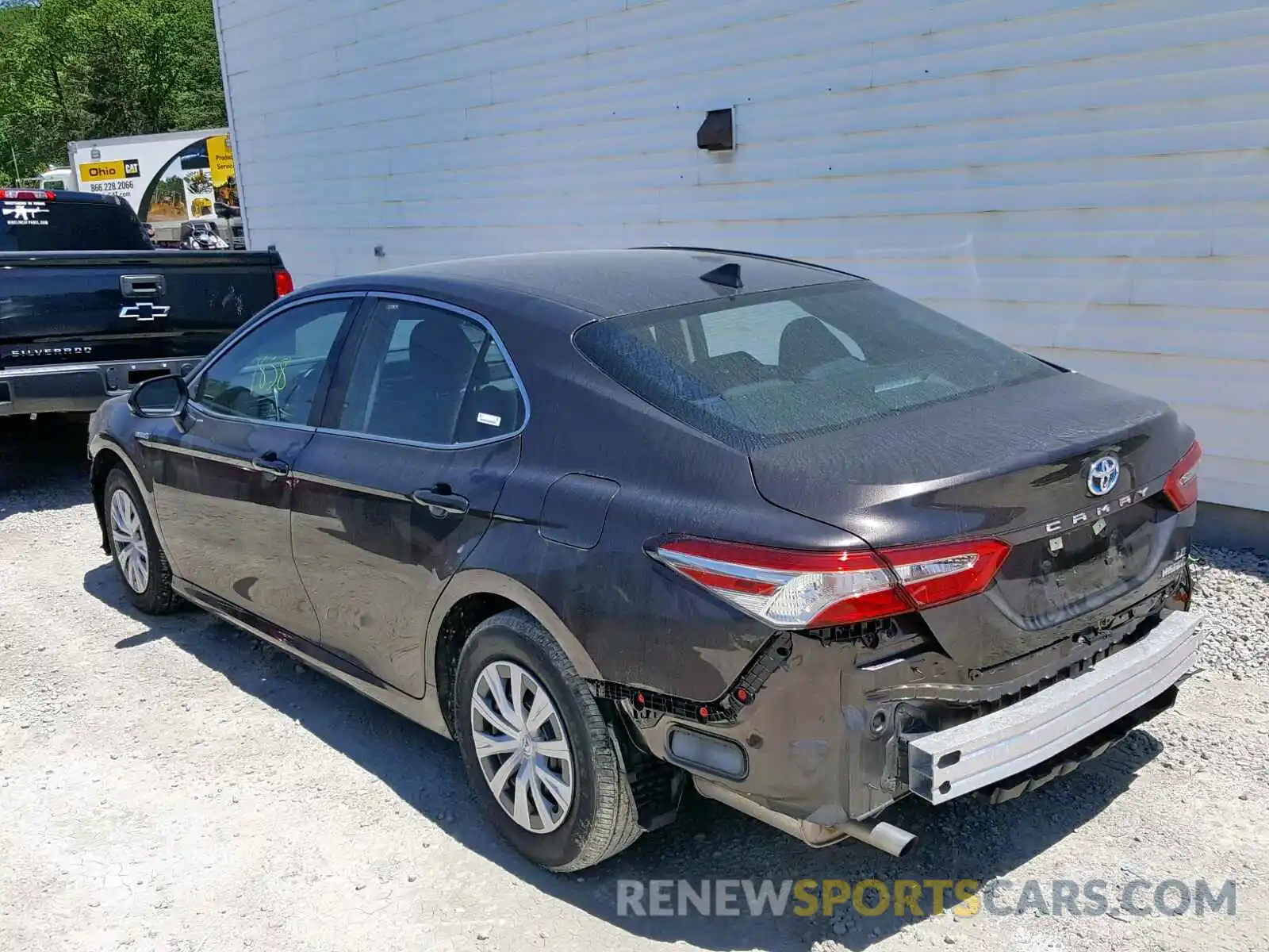 3 Photograph of a damaged car 4T1B31HK5KU512601 TOYOTA CAMRY 2019