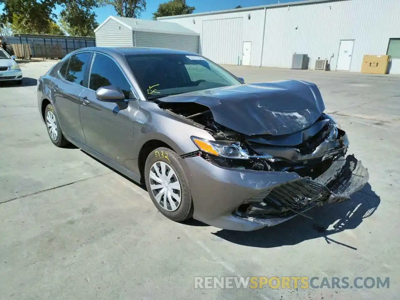 1 Photograph of a damaged car 4T1B31HK5KU513117 TOYOTA CAMRY 2019