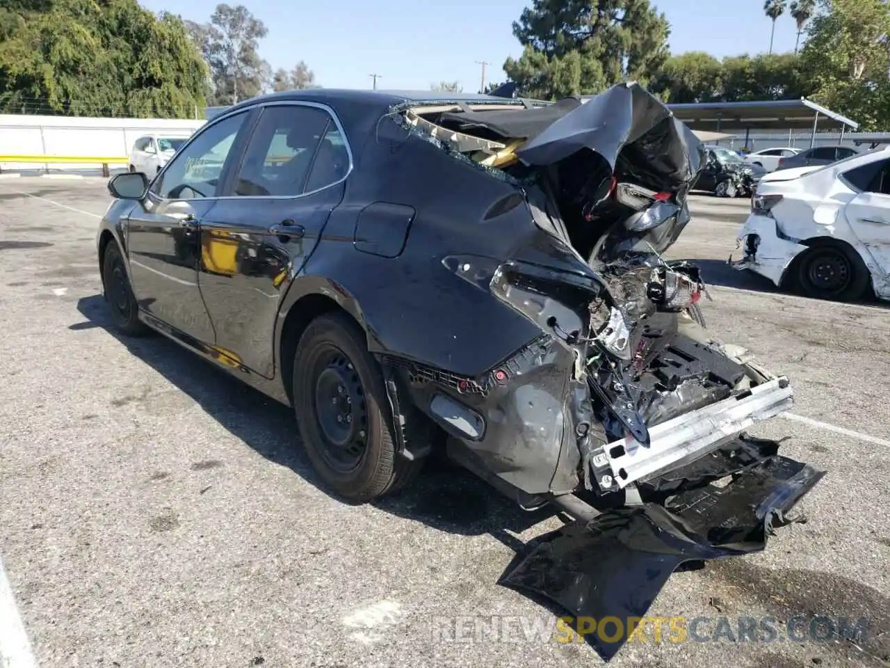 3 Photograph of a damaged car 4T1B31HK5KU513487 TOYOTA CAMRY 2019