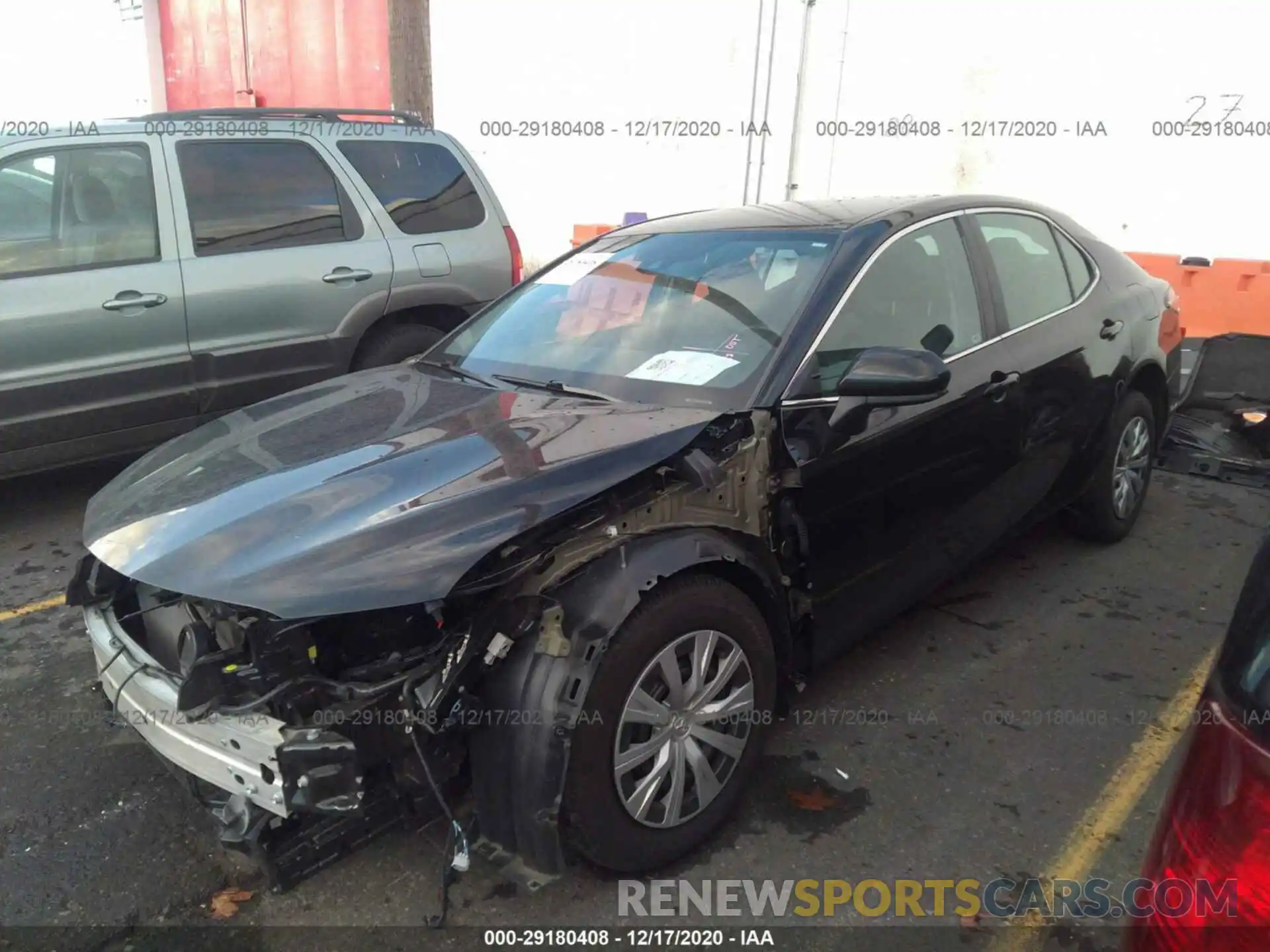 2 Photograph of a damaged car 4T1B31HK5KU513862 TOYOTA CAMRY 2019