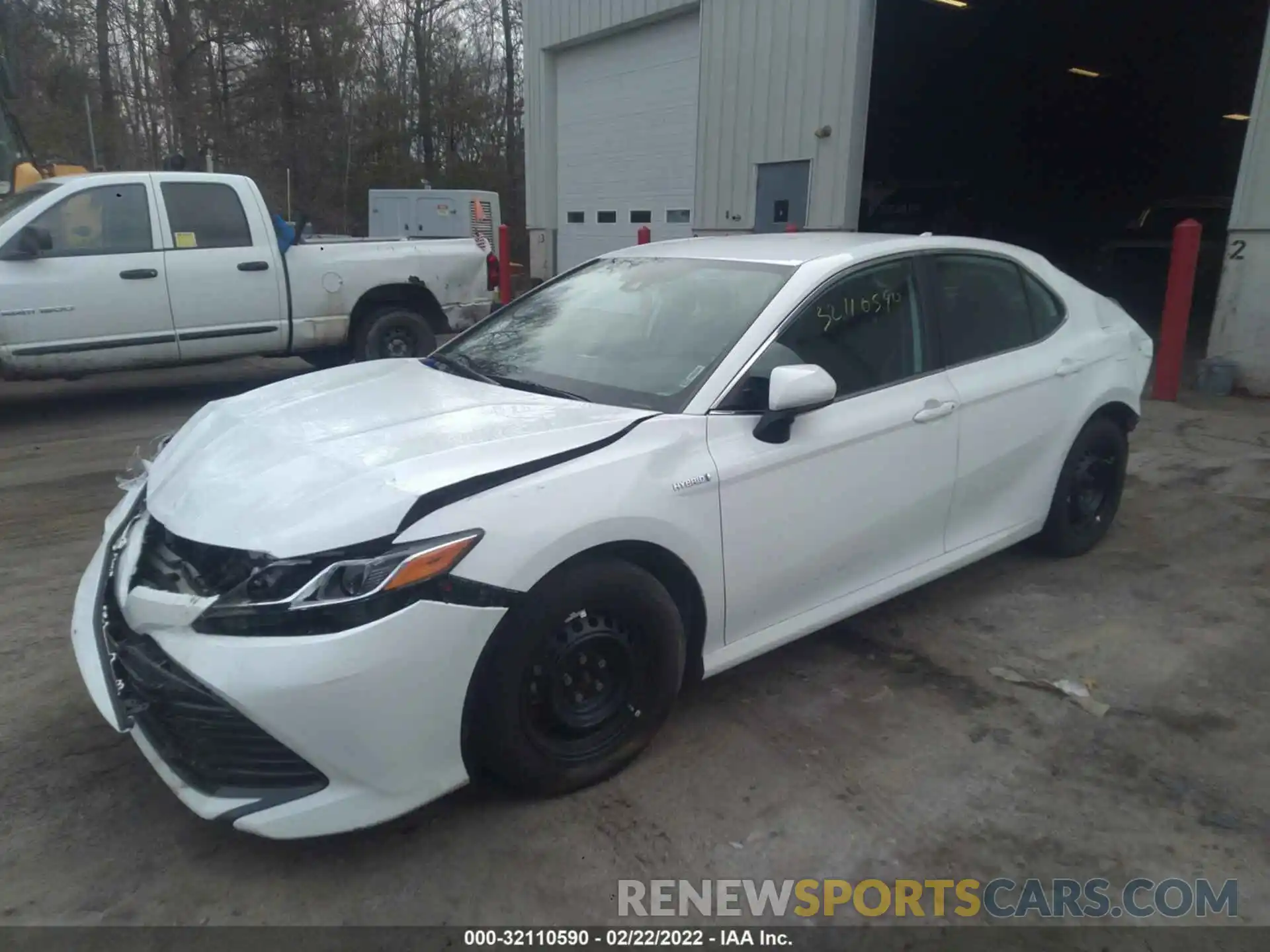 2 Photograph of a damaged car 4T1B31HK5KU514915 TOYOTA CAMRY 2019