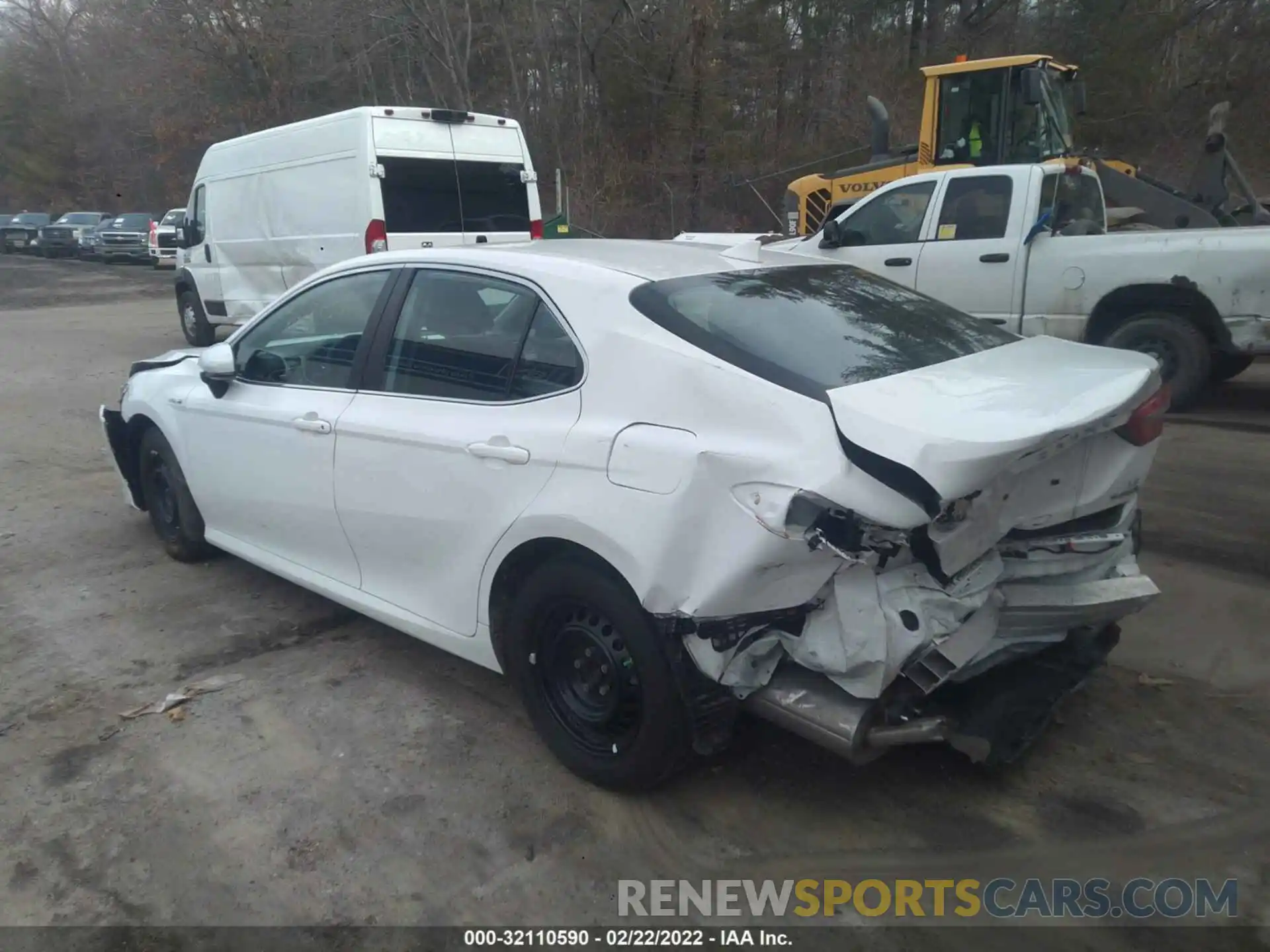 3 Photograph of a damaged car 4T1B31HK5KU514915 TOYOTA CAMRY 2019