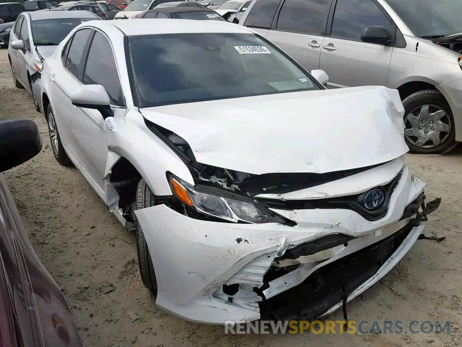 1 Photograph of a damaged car 4T1B31HK5KU516308 TOYOTA CAMRY 2019