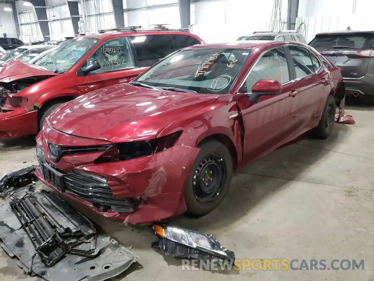 2 Фотография поврежденного автомобиля 4T1B31HK5KU516745 TOYOTA CAMRY 2019