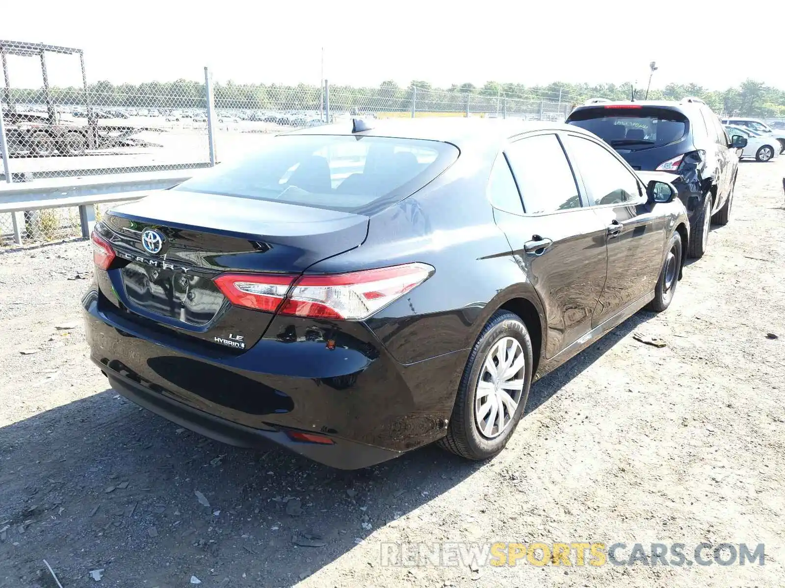 4 Фотография поврежденного автомобиля 4T1B31HK6KU005772 TOYOTA CAMRY 2019