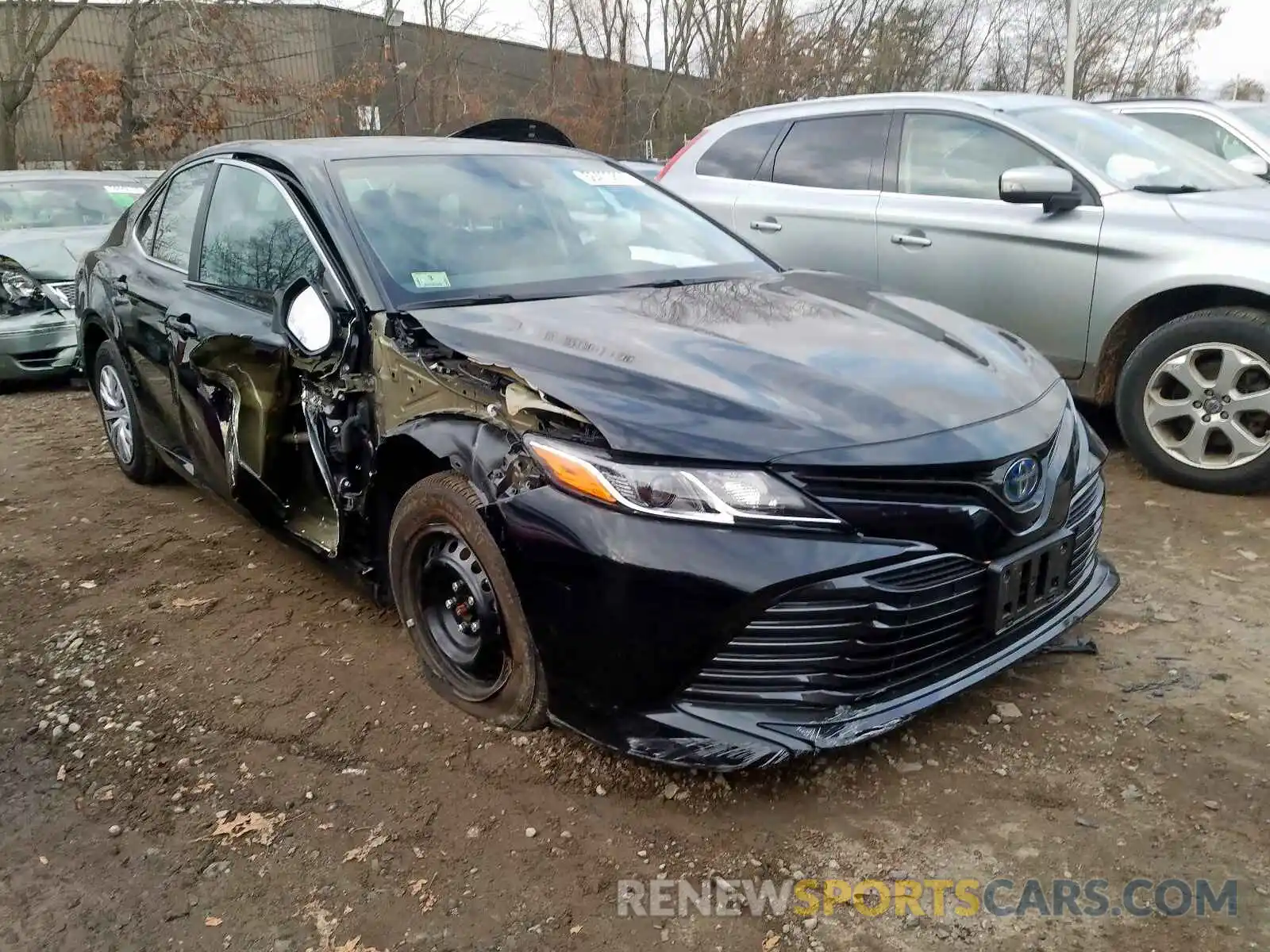 1 Photograph of a damaged car 4T1B31HK6KU005898 TOYOTA CAMRY 2019