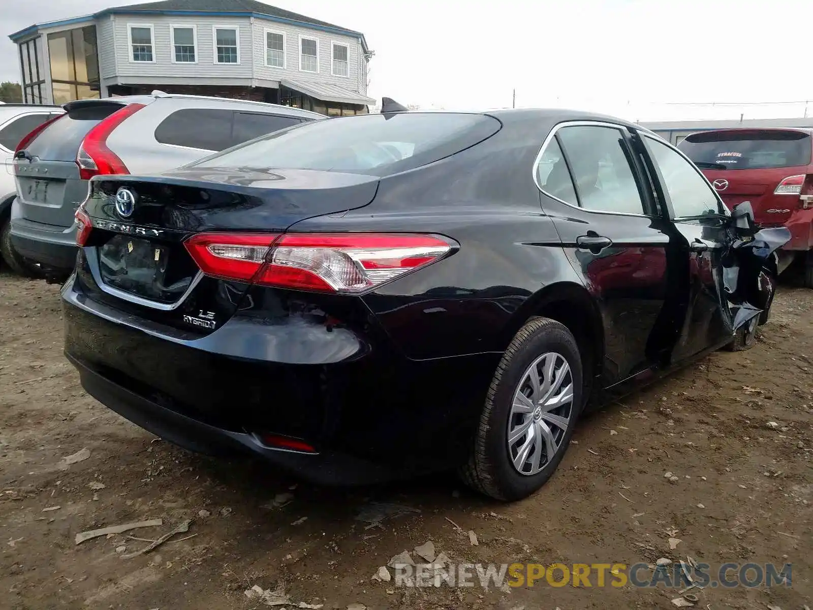 4 Photograph of a damaged car 4T1B31HK6KU005898 TOYOTA CAMRY 2019