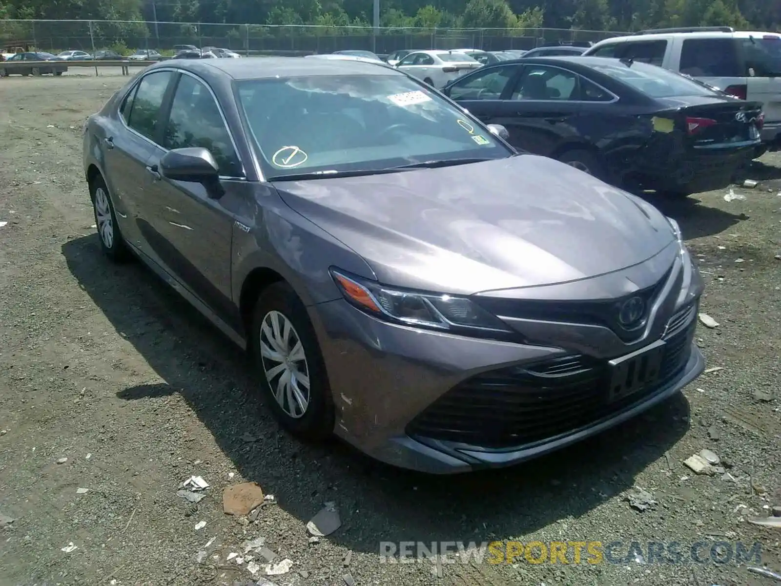 1 Photograph of a damaged car 4T1B31HK6KU005934 TOYOTA CAMRY 2019