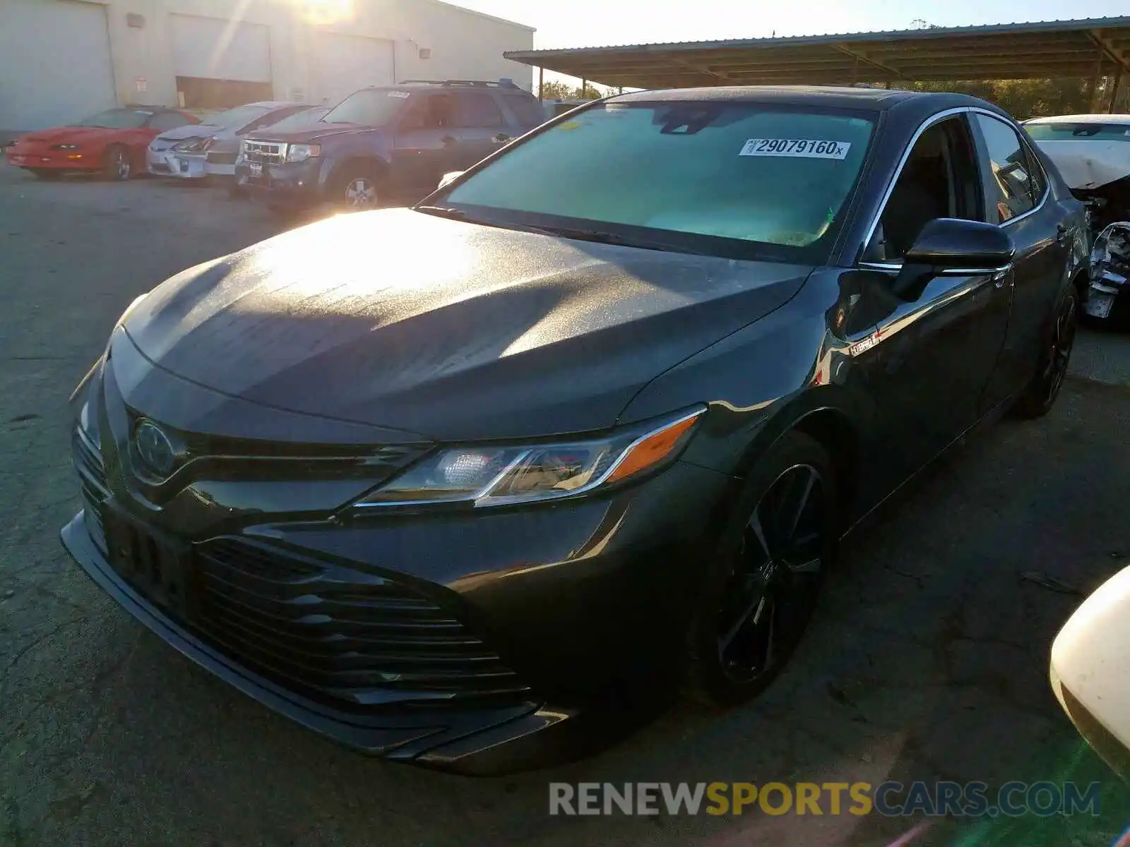 2 Photograph of a damaged car 4T1B31HK6KU006761 TOYOTA CAMRY 2019