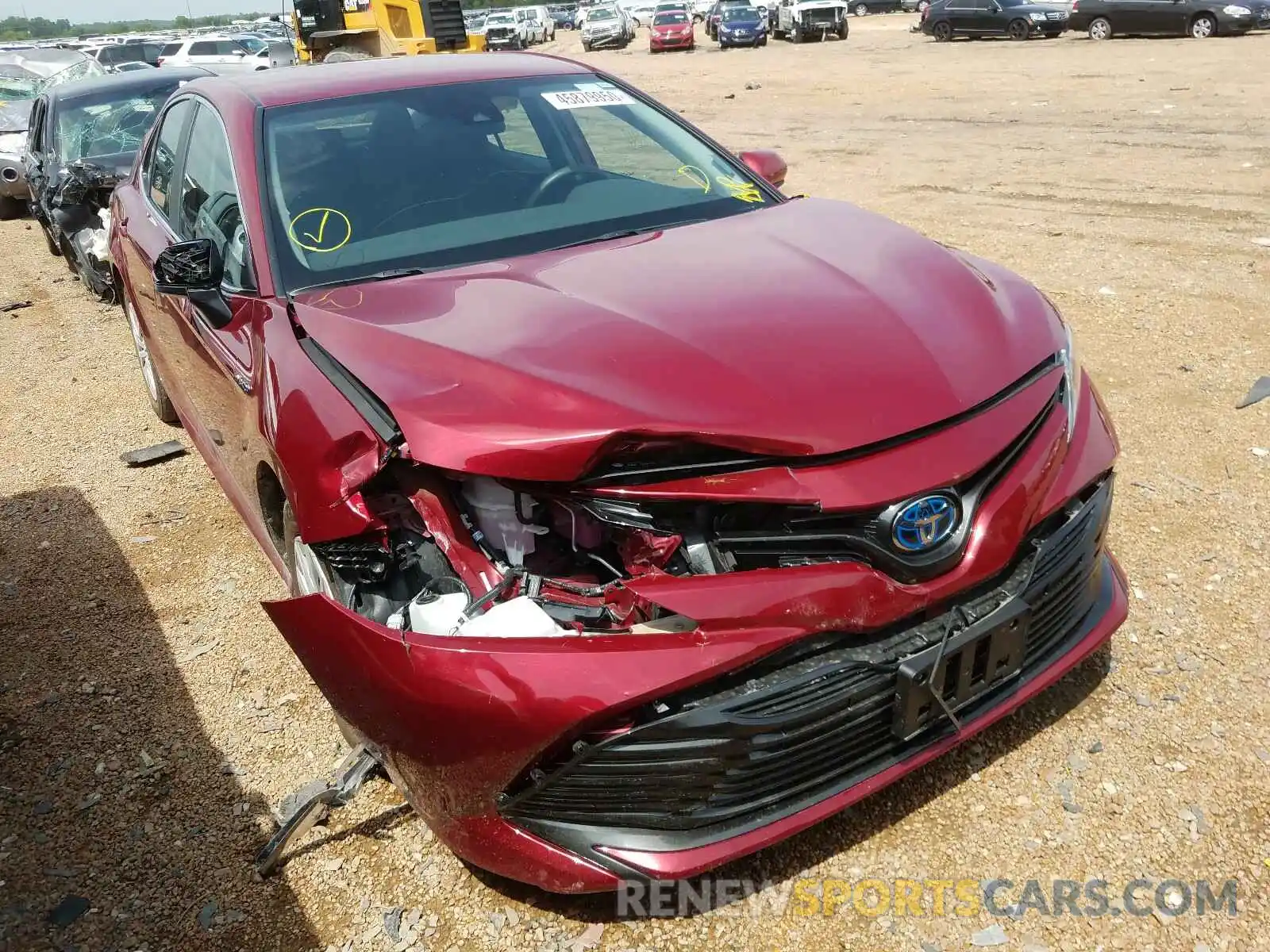 1 Photograph of a damaged car 4T1B31HK6KU008008 TOYOTA CAMRY 2019