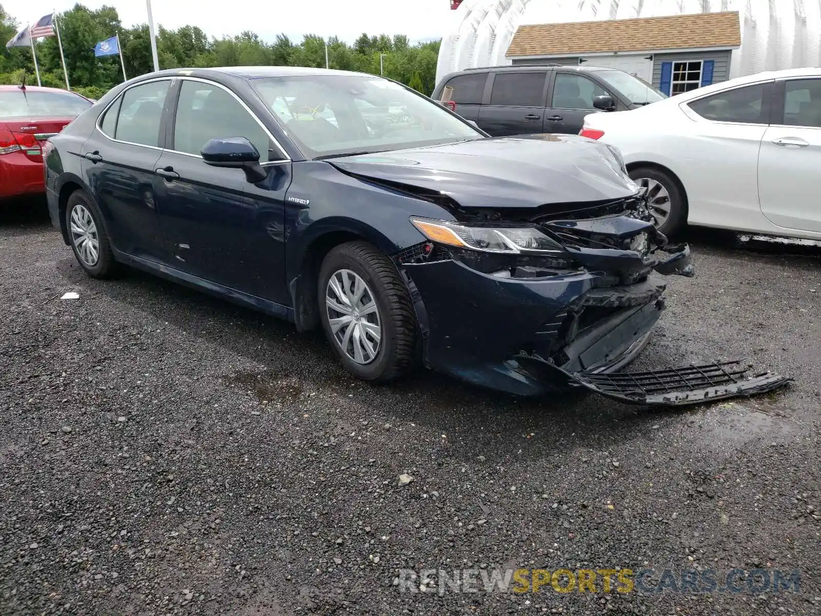 1 Photograph of a damaged car 4T1B31HK6KU508704 TOYOTA CAMRY 2019