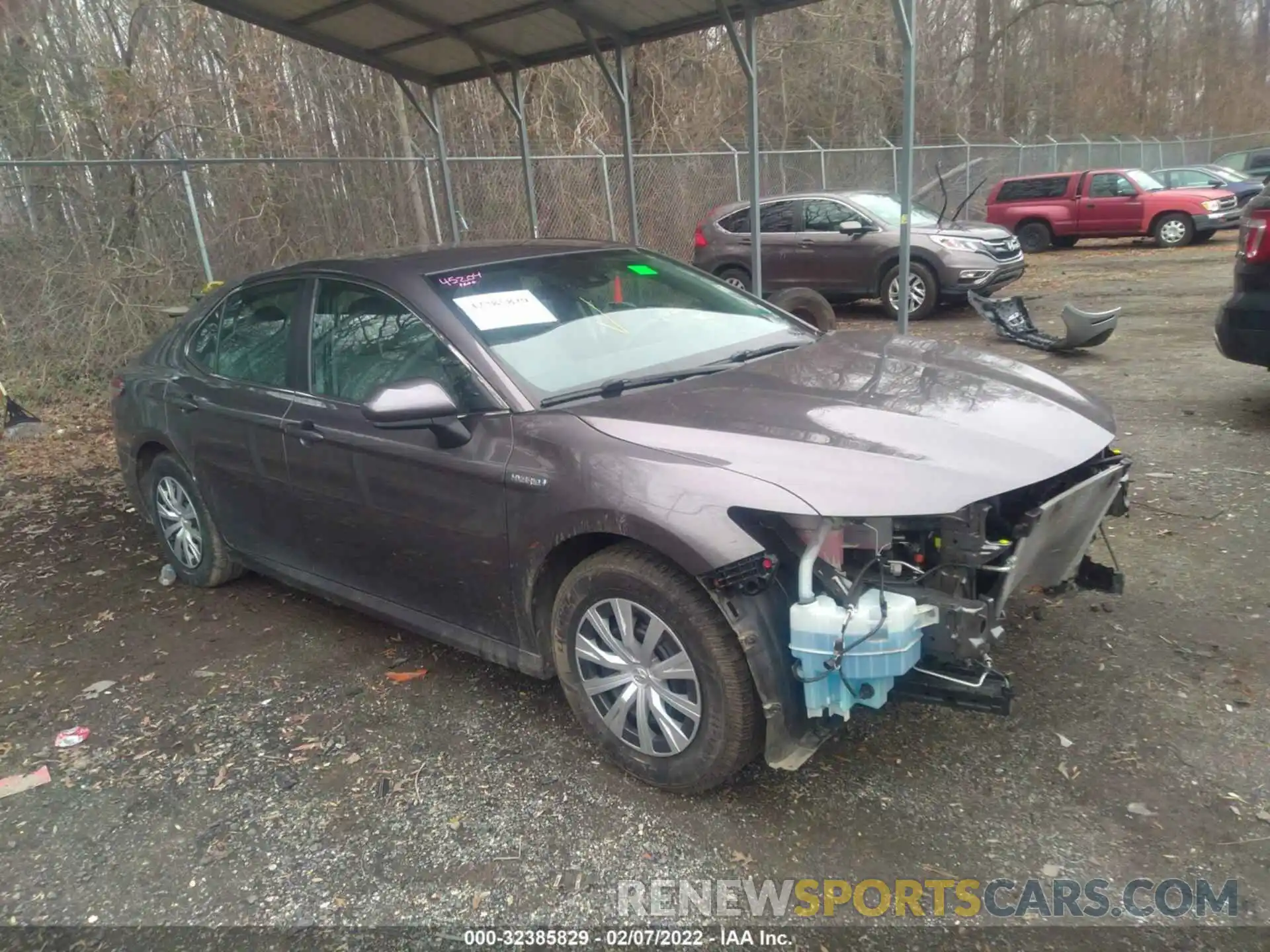 1 Photograph of a damaged car 4T1B31HK6KU509481 TOYOTA CAMRY 2019