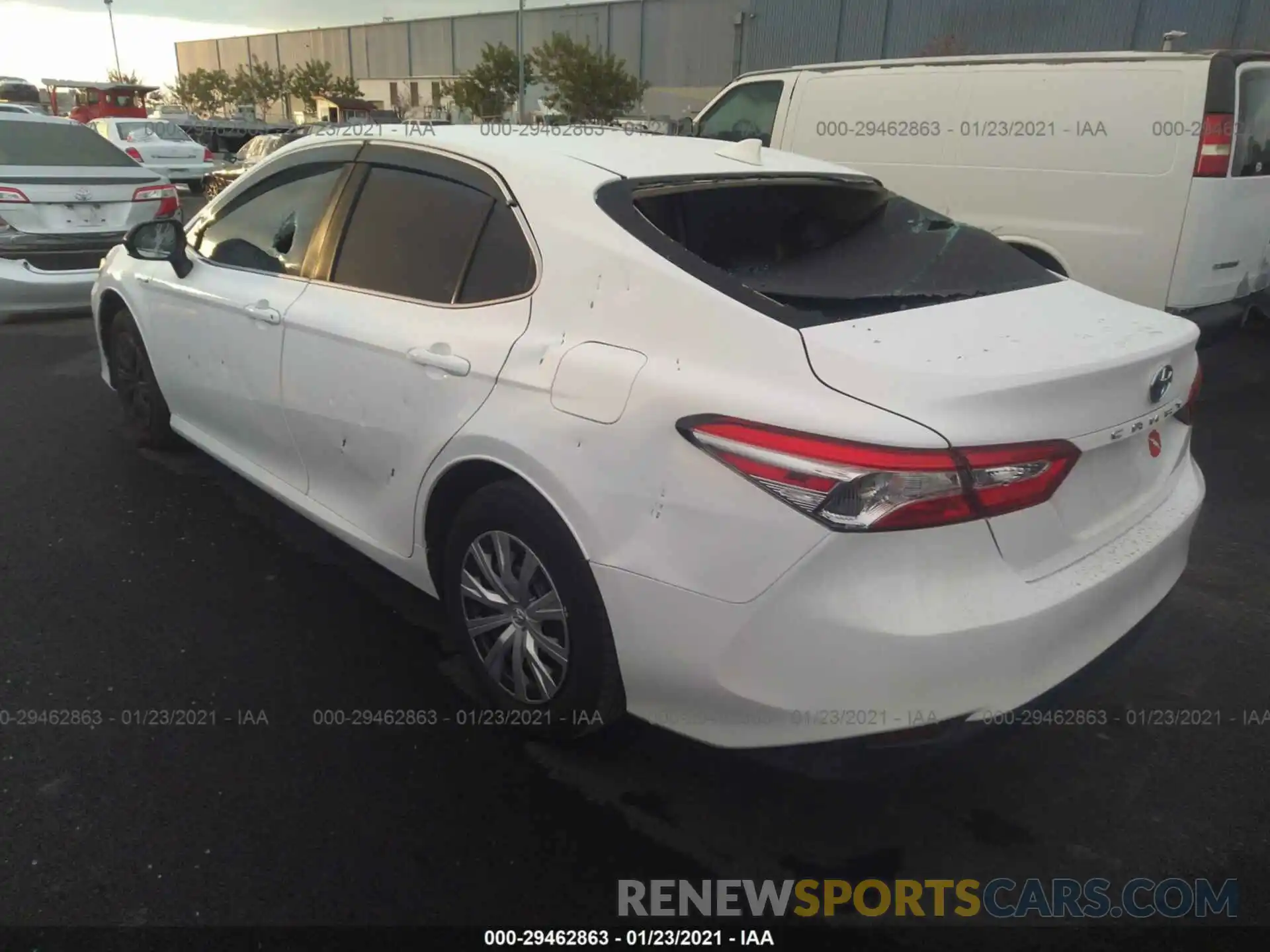 3 Photograph of a damaged car 4T1B31HK6KU509514 TOYOTA CAMRY 2019