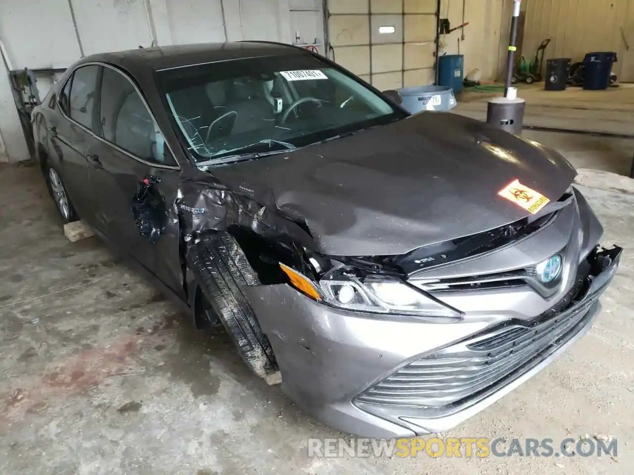 1 Photograph of a damaged car 4T1B31HK6KU510145 TOYOTA CAMRY 2019