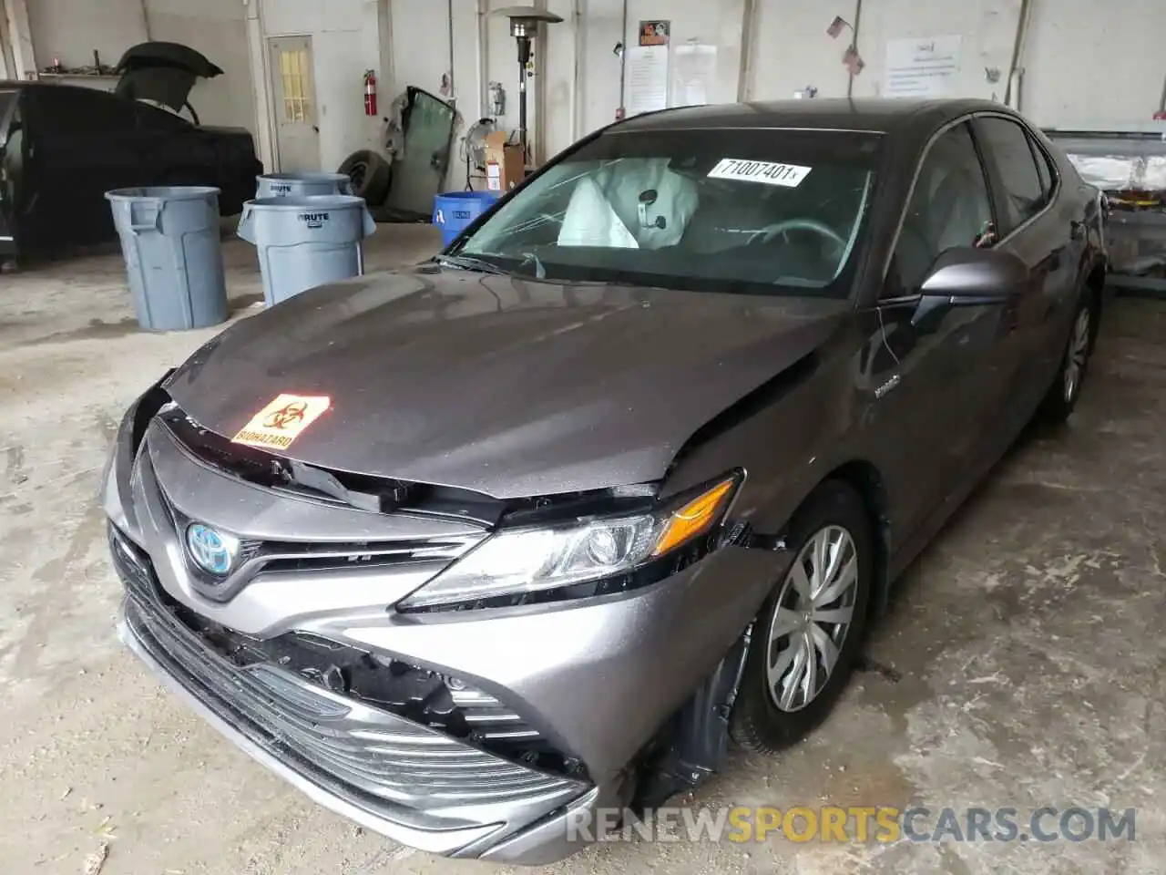 2 Photograph of a damaged car 4T1B31HK6KU510145 TOYOTA CAMRY 2019