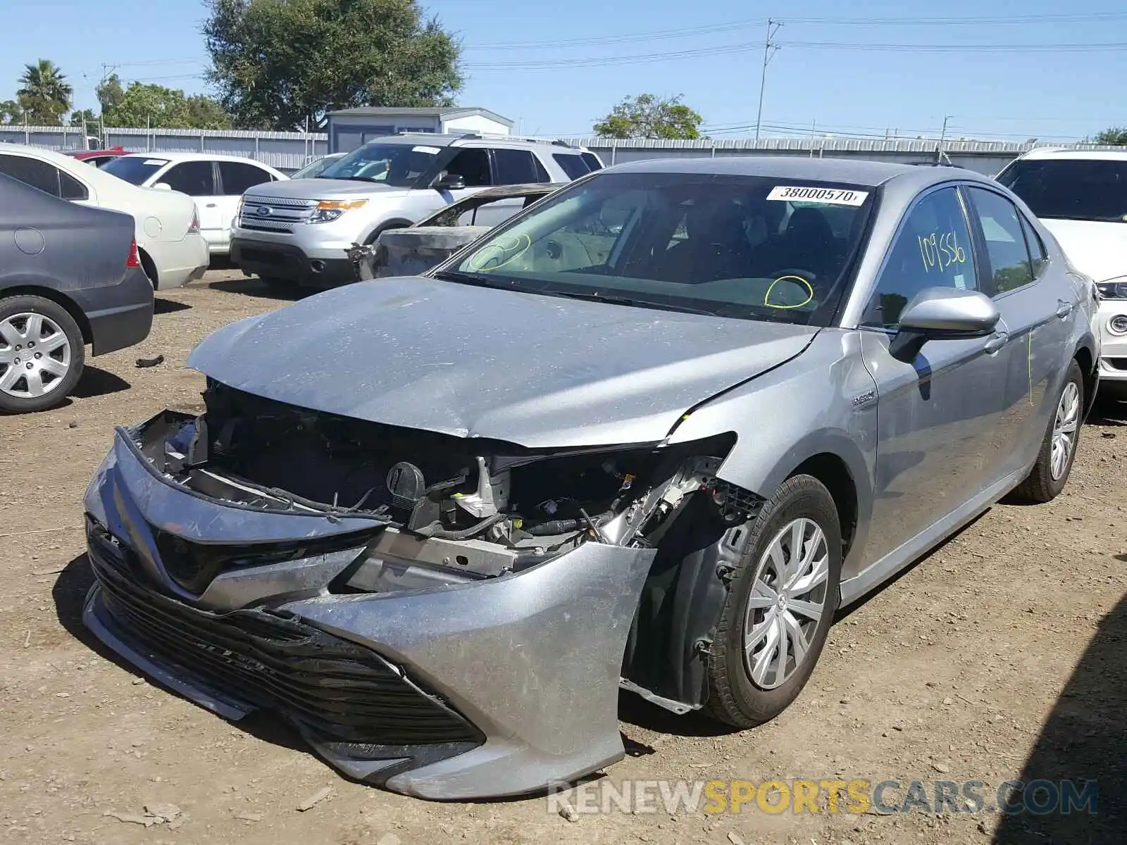 2 Photograph of a damaged car 4T1B31HK6KU510713 TOYOTA CAMRY 2019