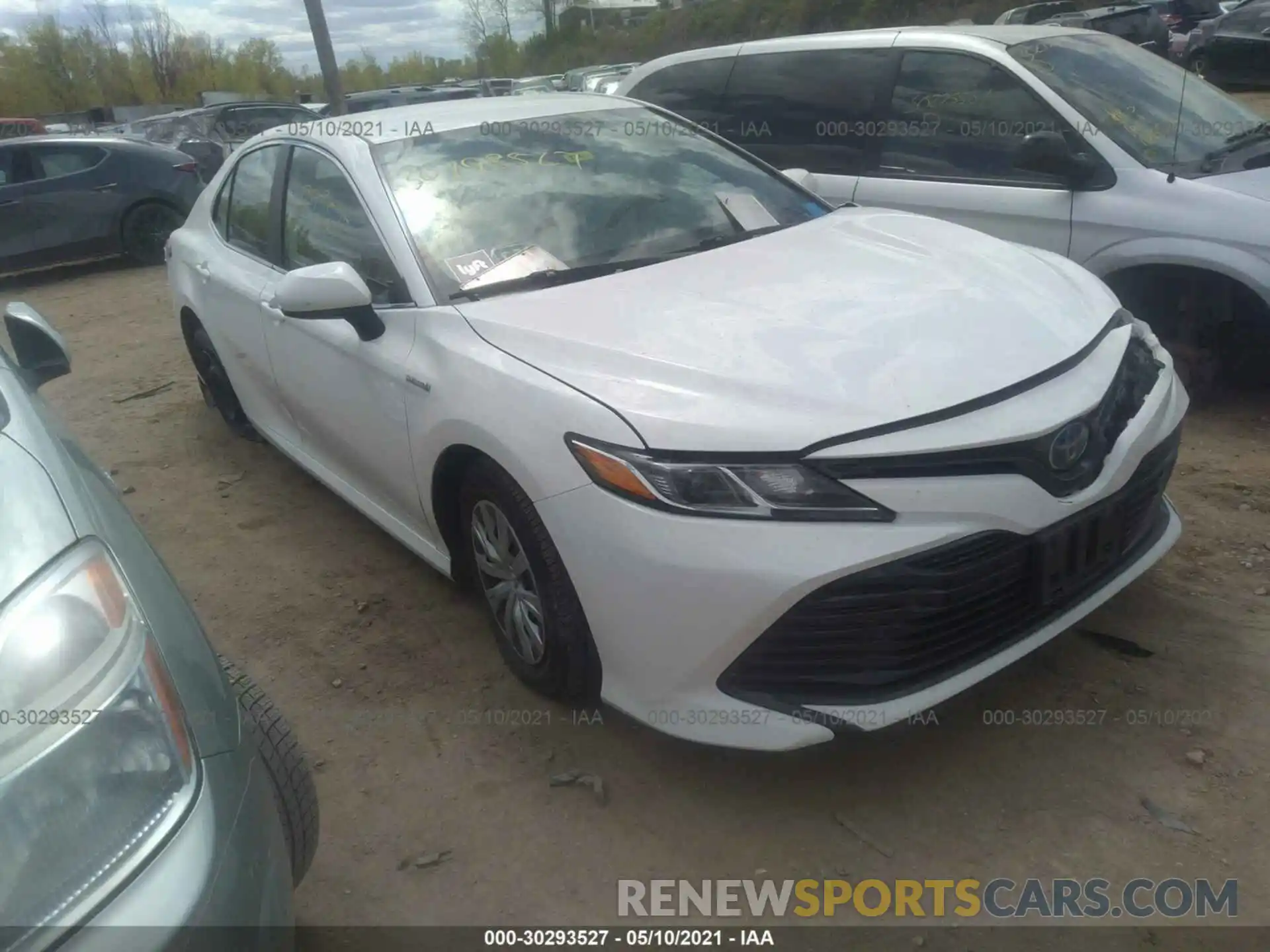 1 Photograph of a damaged car 4T1B31HK6KU510775 TOYOTA CAMRY 2019