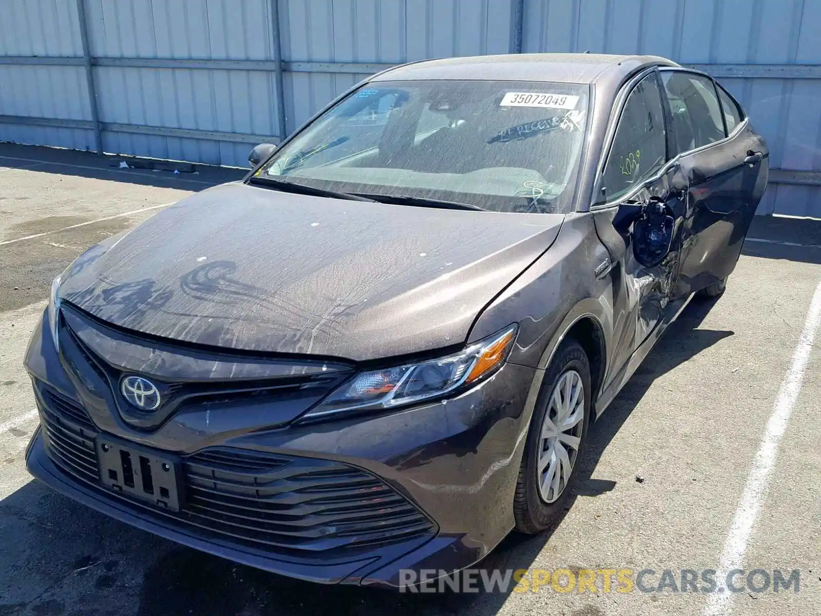 2 Photograph of a damaged car 4T1B31HK6KU512557 TOYOTA CAMRY 2019