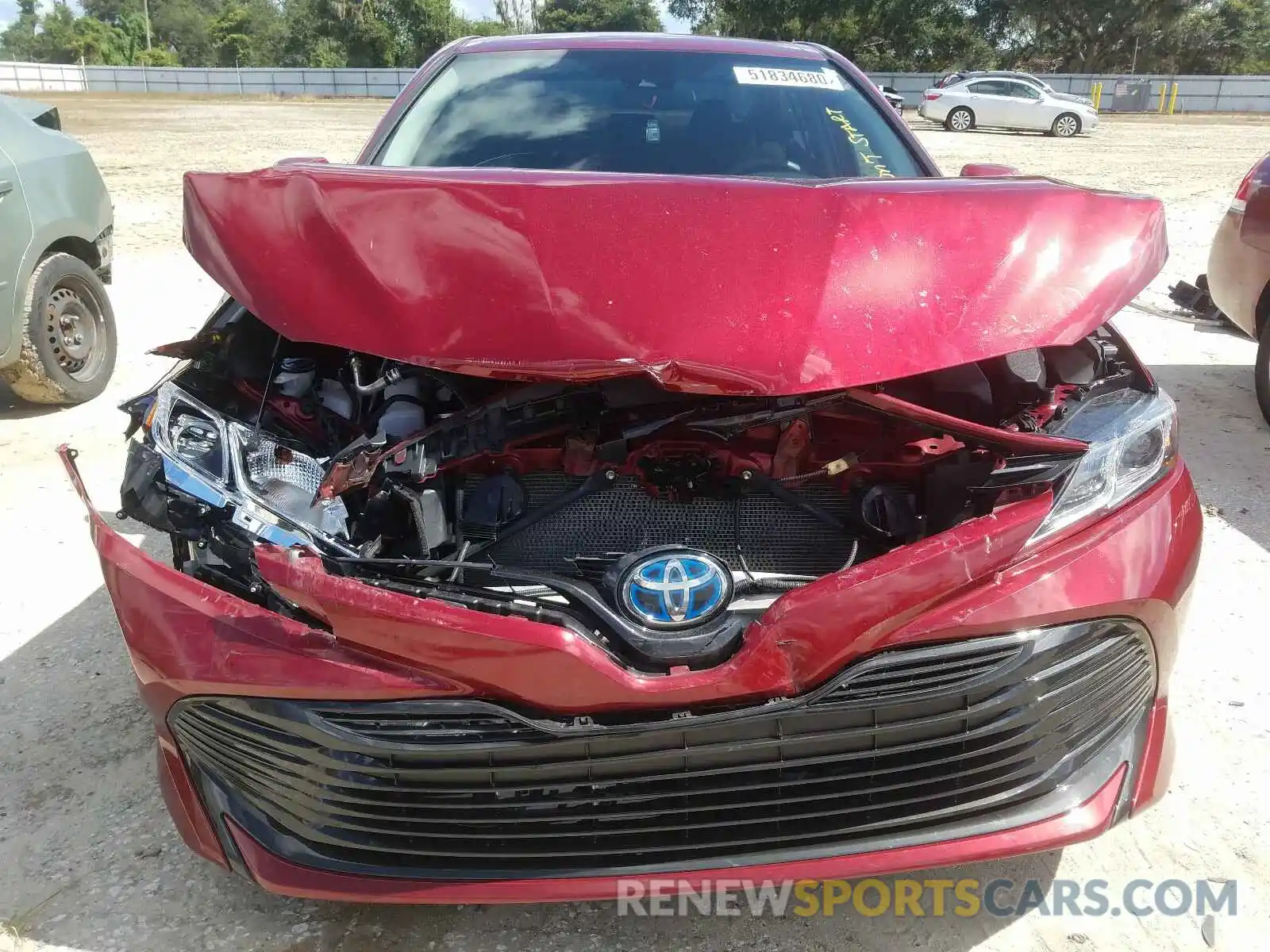 9 Photograph of a damaged car 4T1B31HK6KU513871 TOYOTA CAMRY 2019