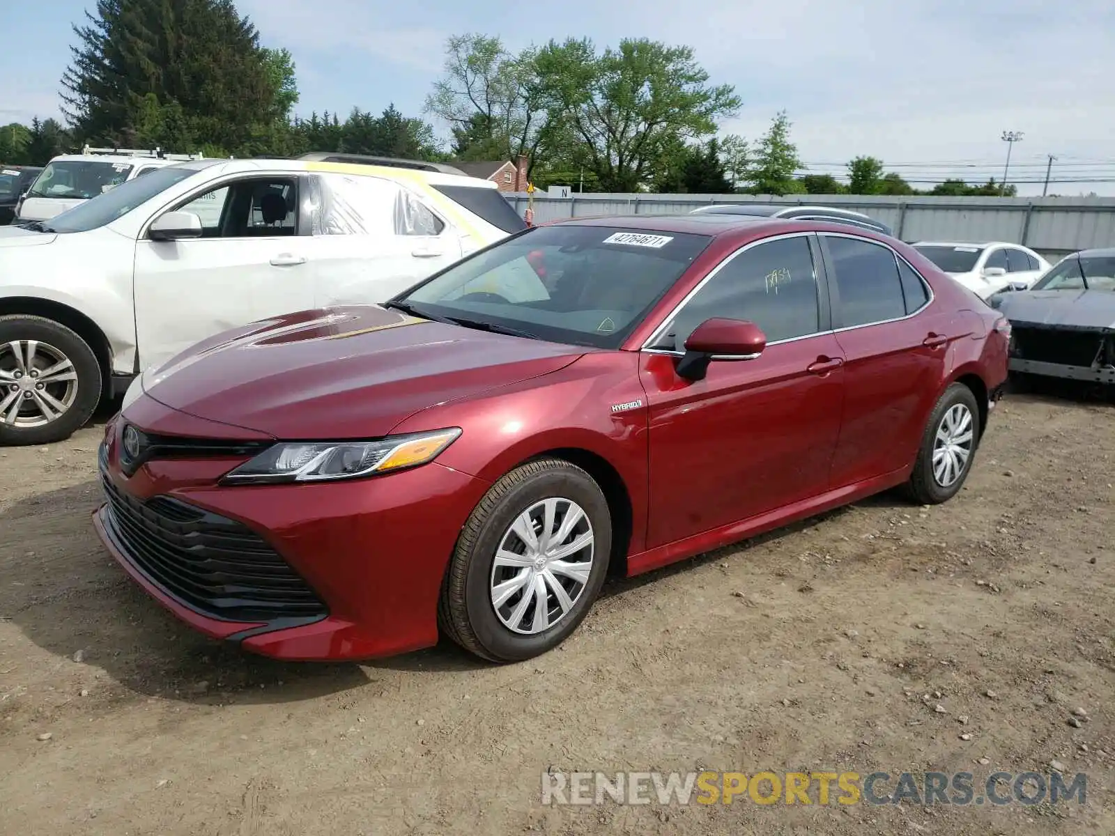 2 Photograph of a damaged car 4T1B31HK6KU513949 TOYOTA CAMRY 2019