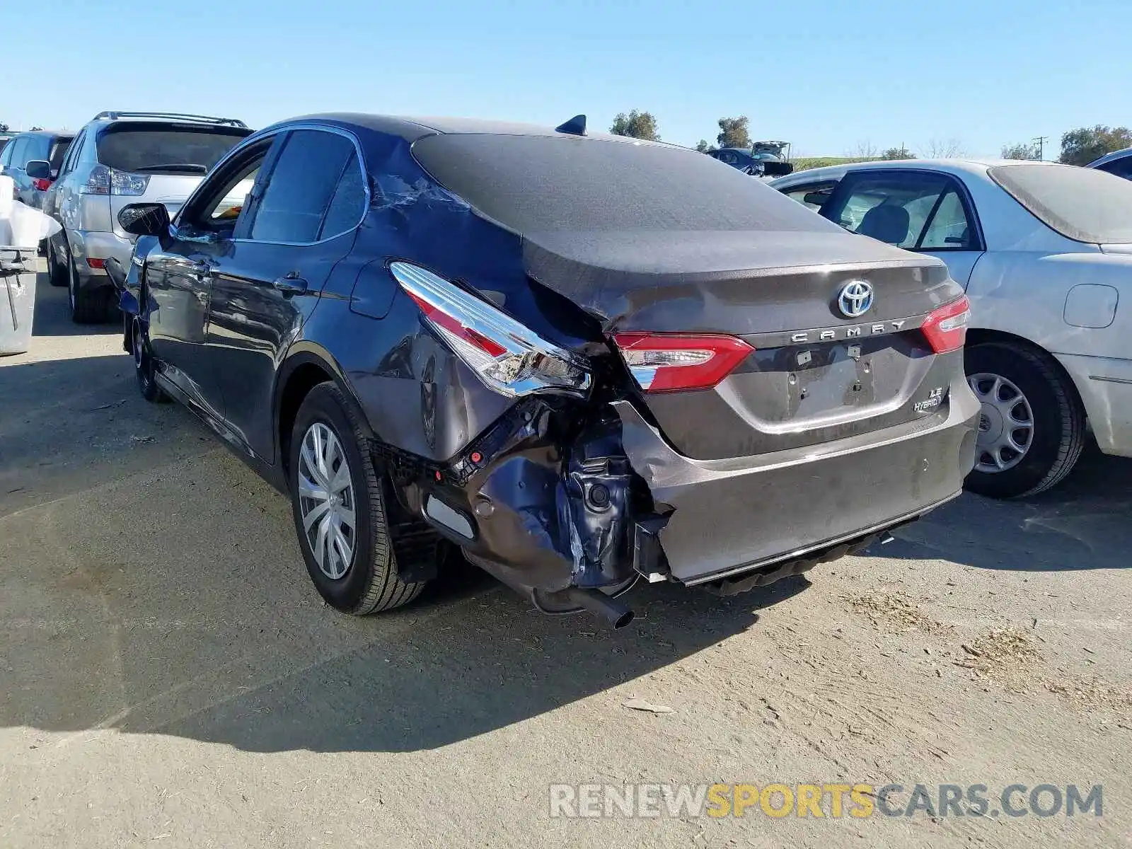 3 Photograph of a damaged car 4T1B31HK6KU514048 TOYOTA CAMRY 2019