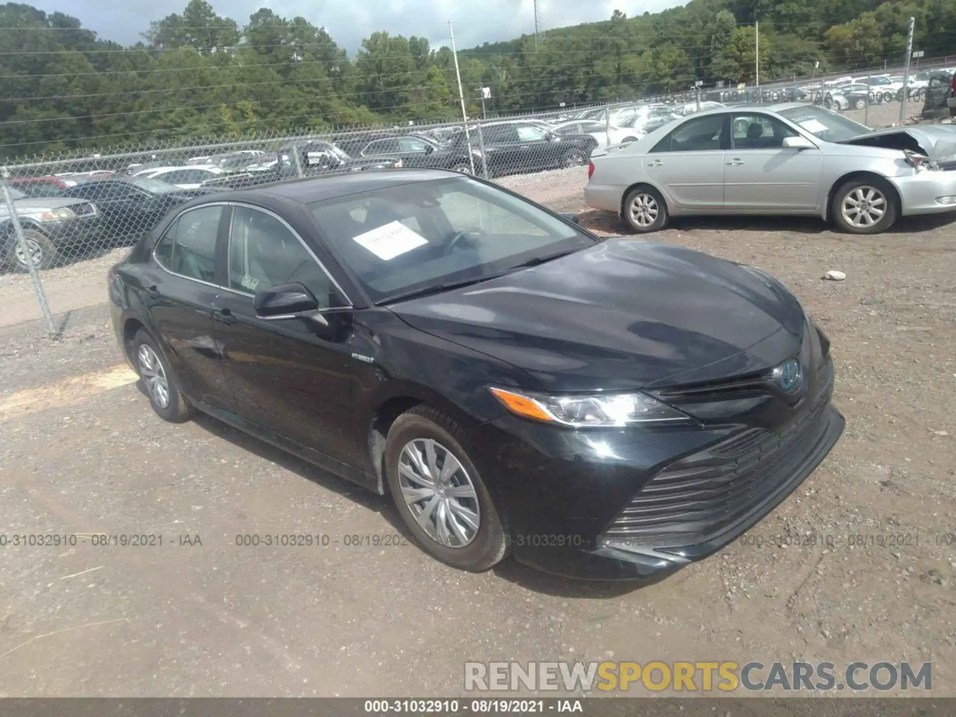 1 Photograph of a damaged car 4T1B31HK6KU514986 TOYOTA CAMRY 2019