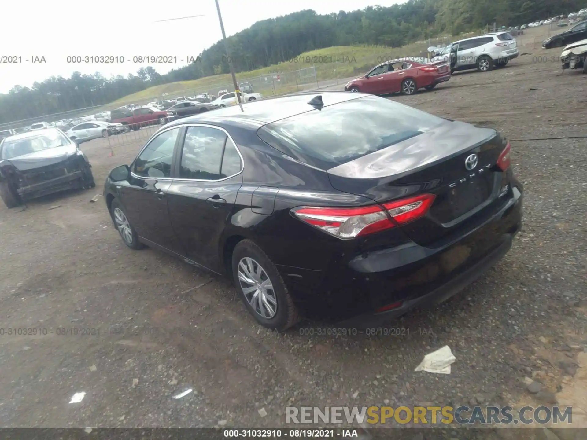 3 Photograph of a damaged car 4T1B31HK6KU514986 TOYOTA CAMRY 2019