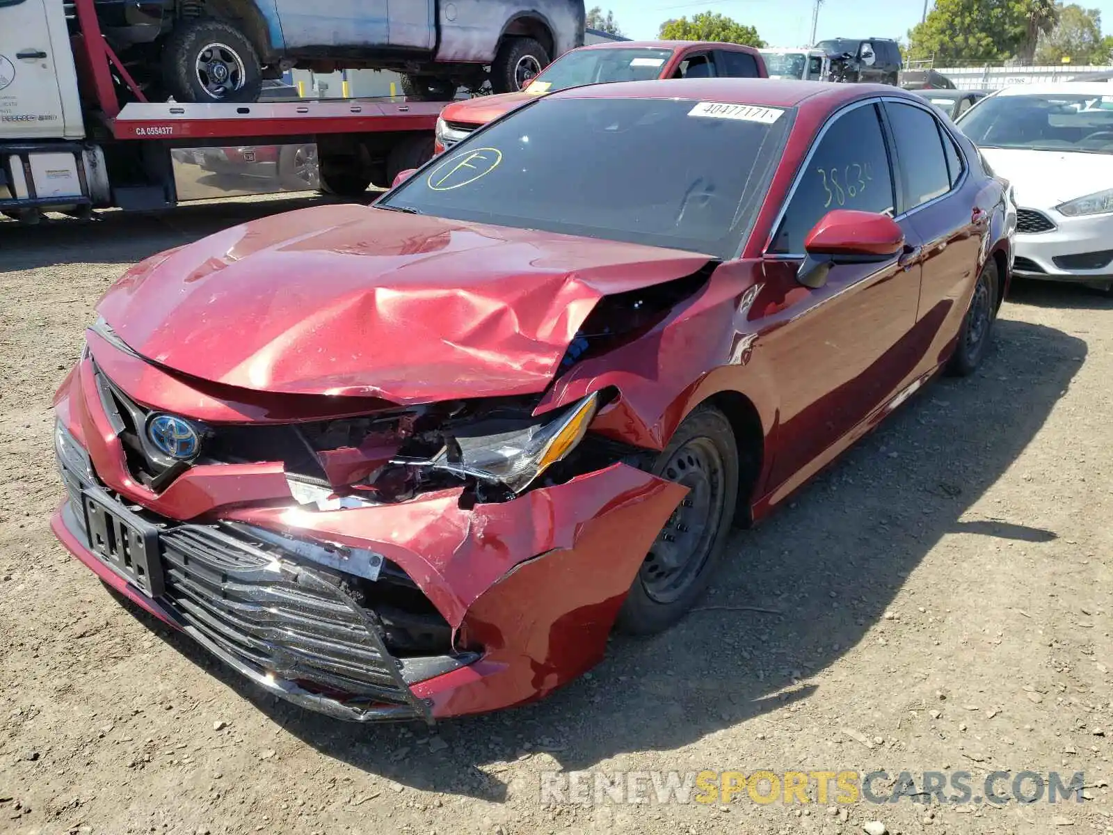 2 Photograph of a damaged car 4T1B31HK6KU516060 TOYOTA CAMRY 2019