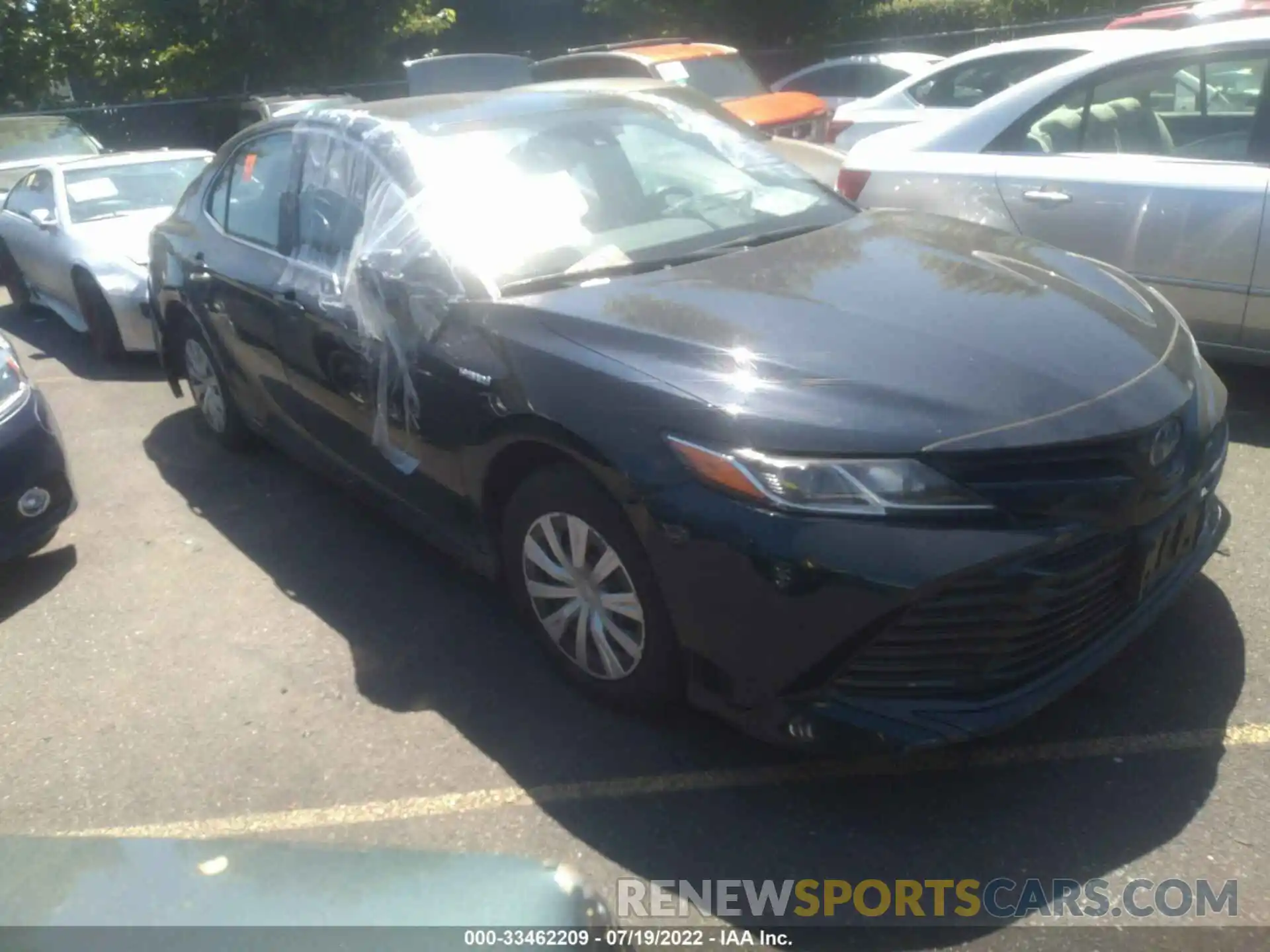 1 Photograph of a damaged car 4T1B31HK6KU516270 TOYOTA CAMRY 2019