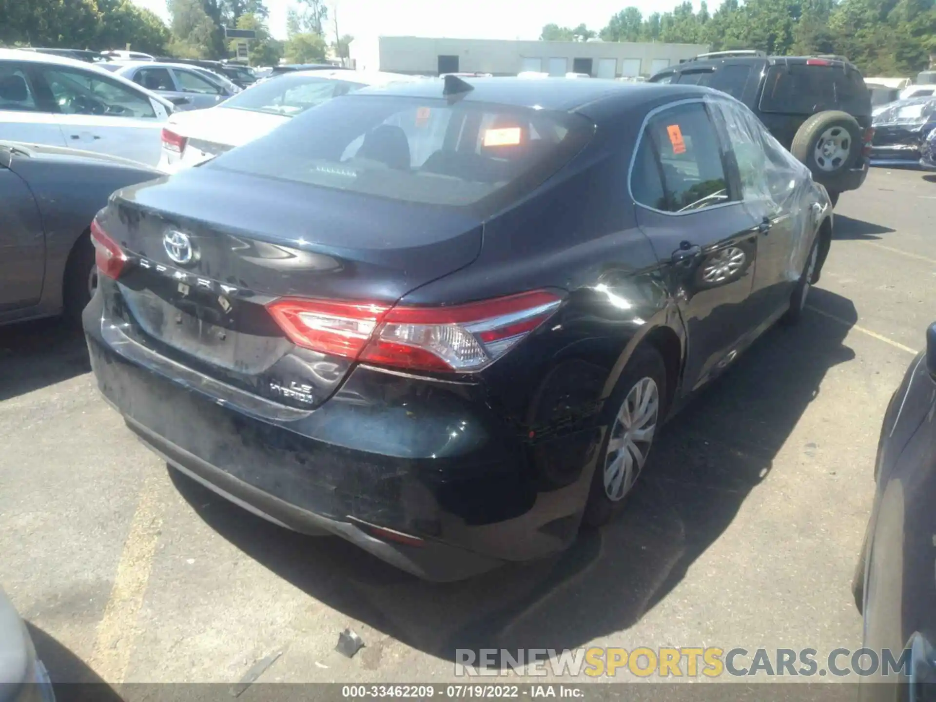 4 Photograph of a damaged car 4T1B31HK6KU516270 TOYOTA CAMRY 2019