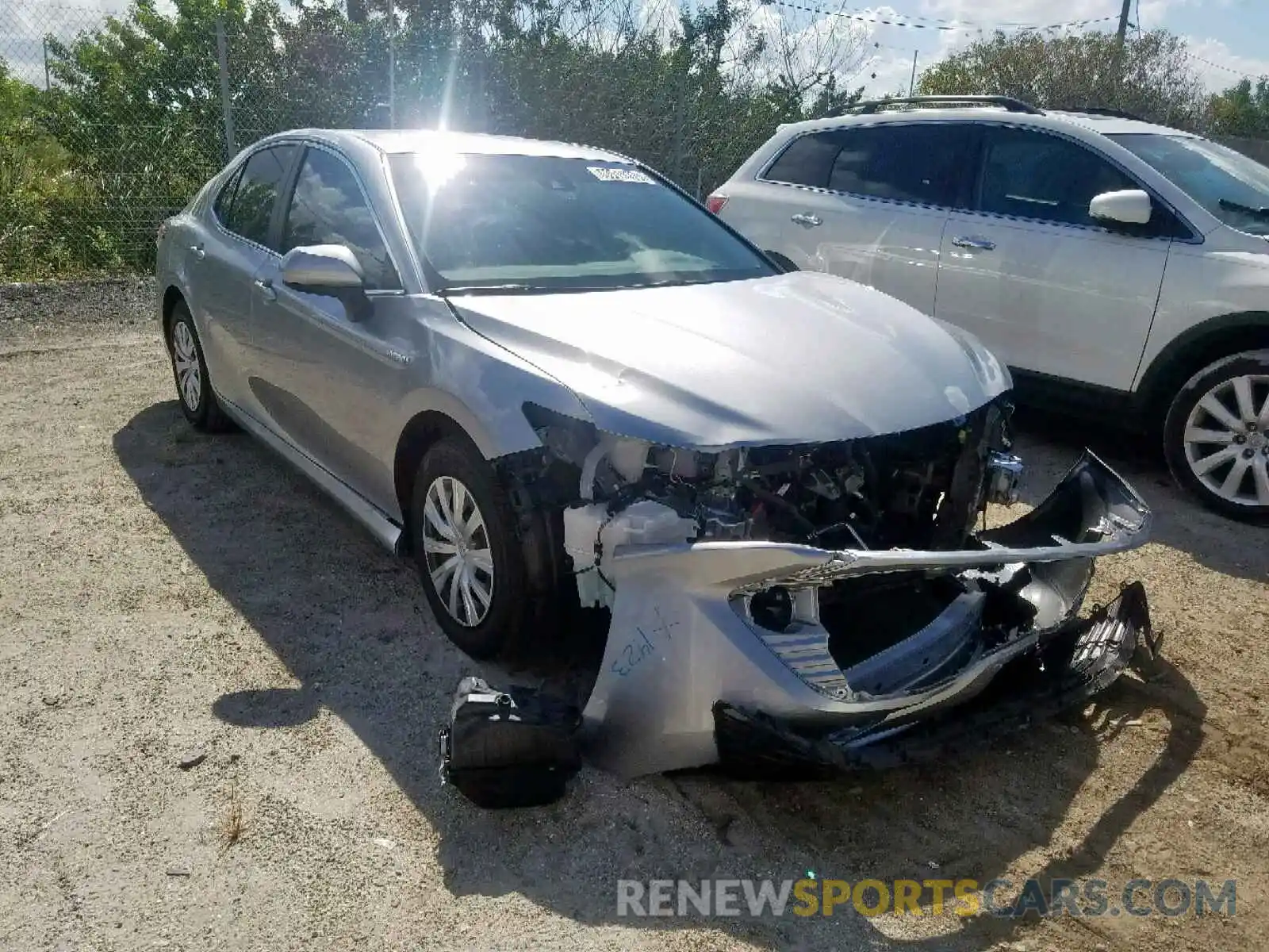 1 Photograph of a damaged car 4T1B31HK7KU005201 TOYOTA CAMRY 2019