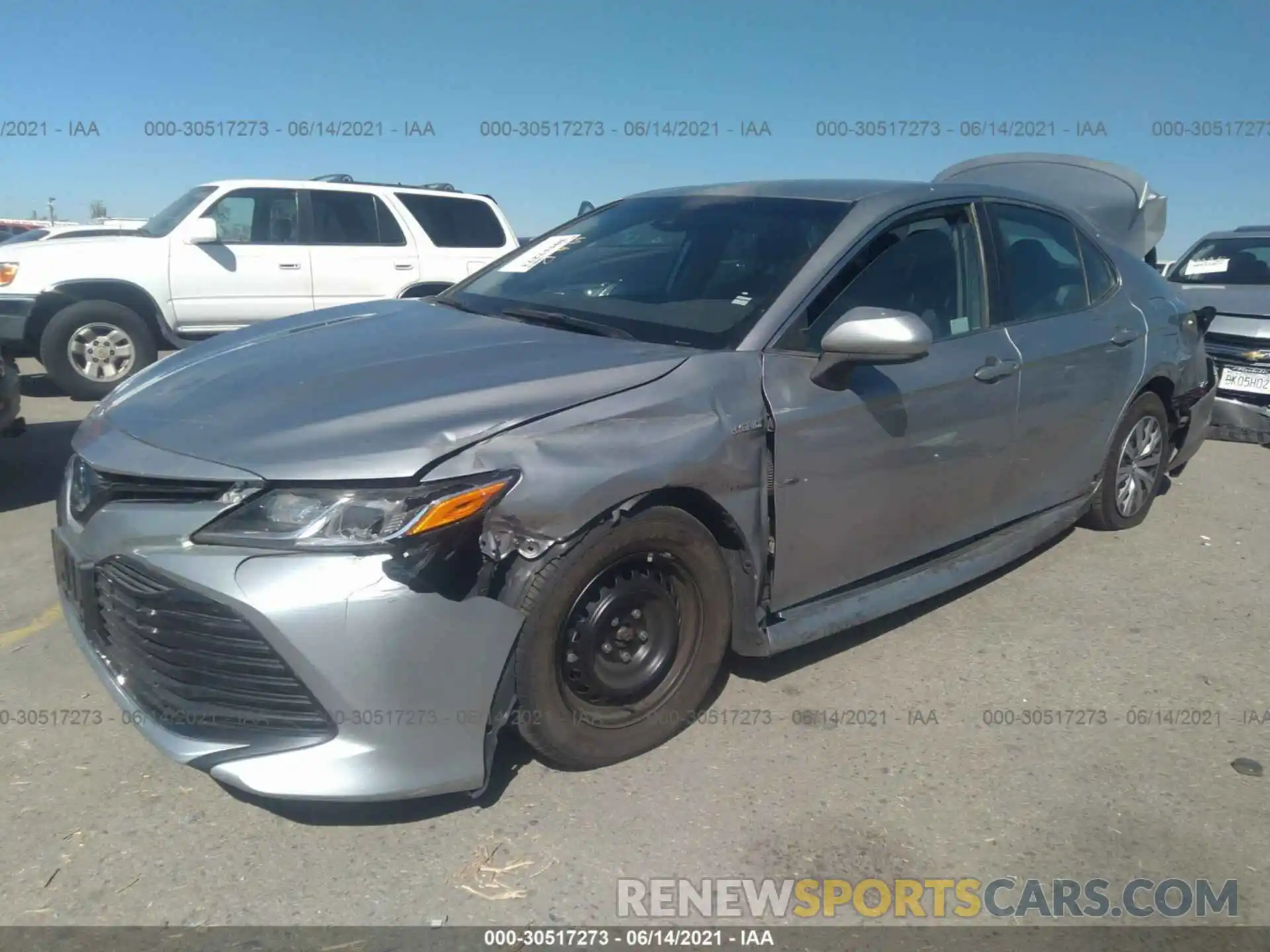 2 Фотография поврежденного автомобиля 4T1B31HK7KU005392 TOYOTA CAMRY 2019