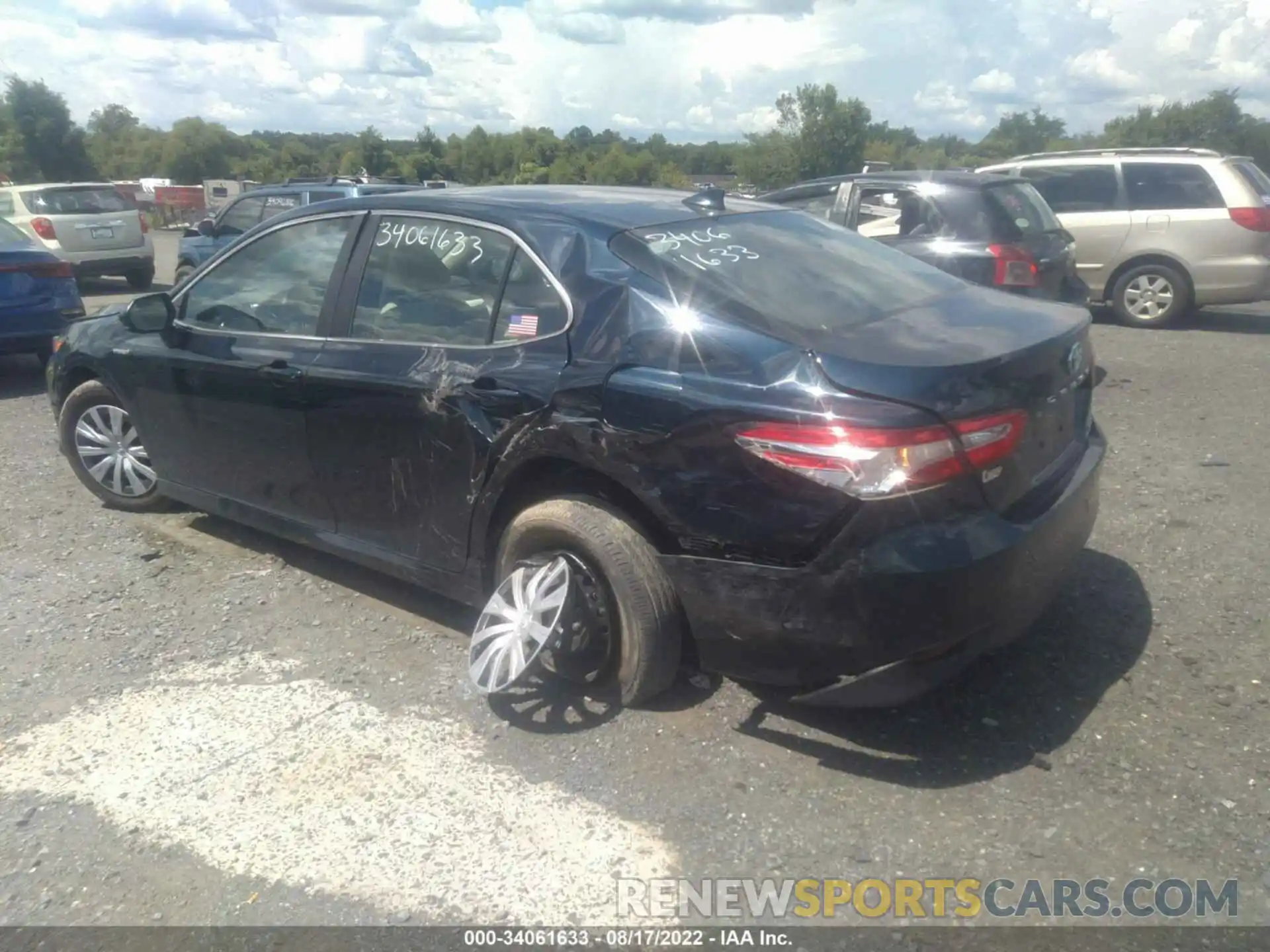 3 Photograph of a damaged car 4T1B31HK7KU007997 TOYOTA CAMRY 2019