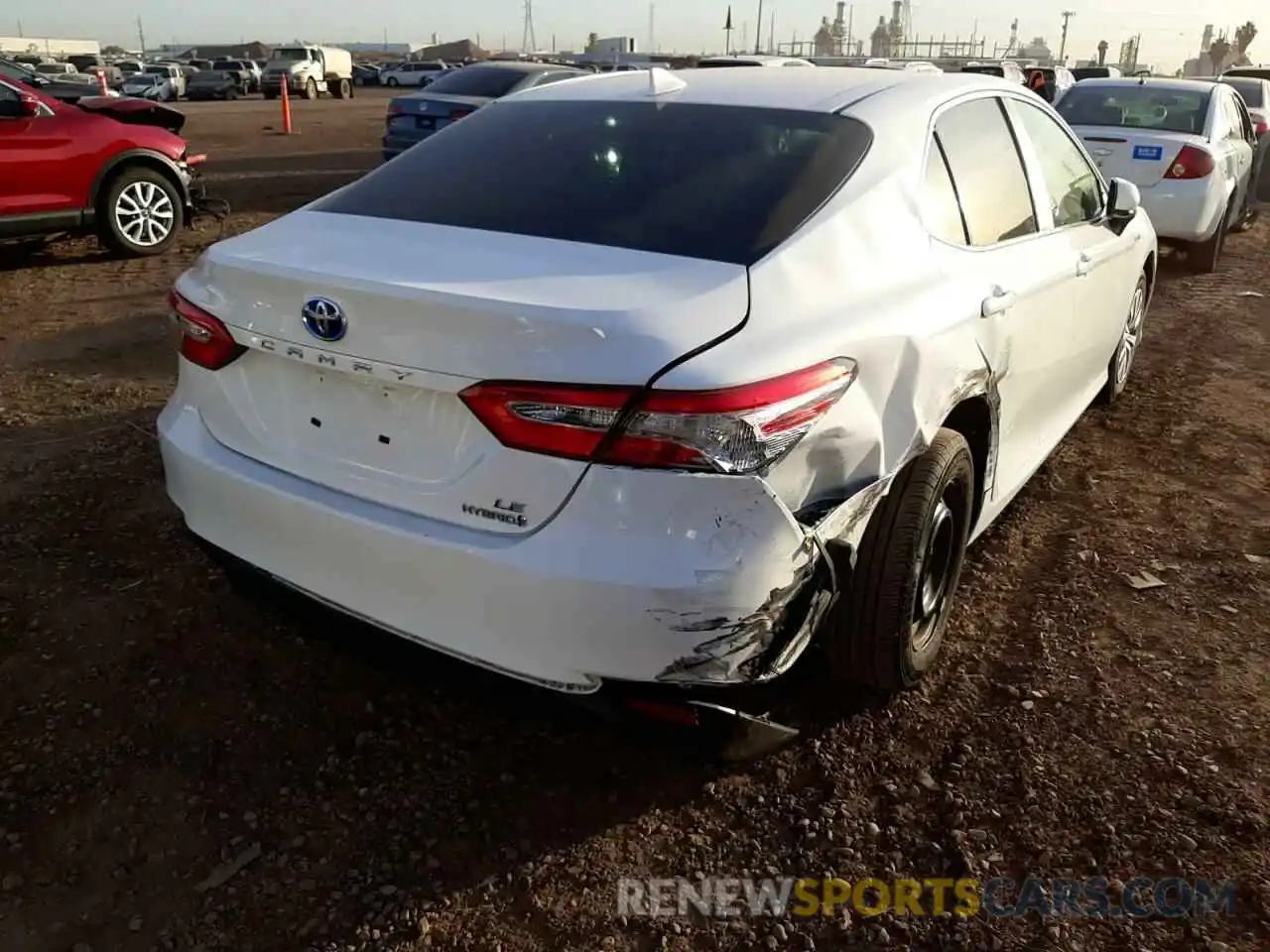 4 Фотография поврежденного автомобиля 4T1B31HK7KU008020 TOYOTA CAMRY 2019