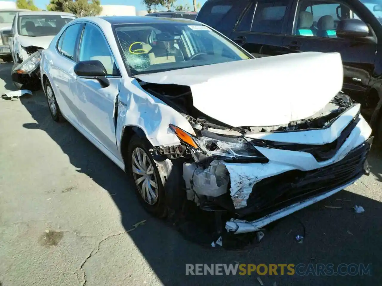 1 Photograph of a damaged car 4T1B31HK7KU008406 TOYOTA CAMRY 2019