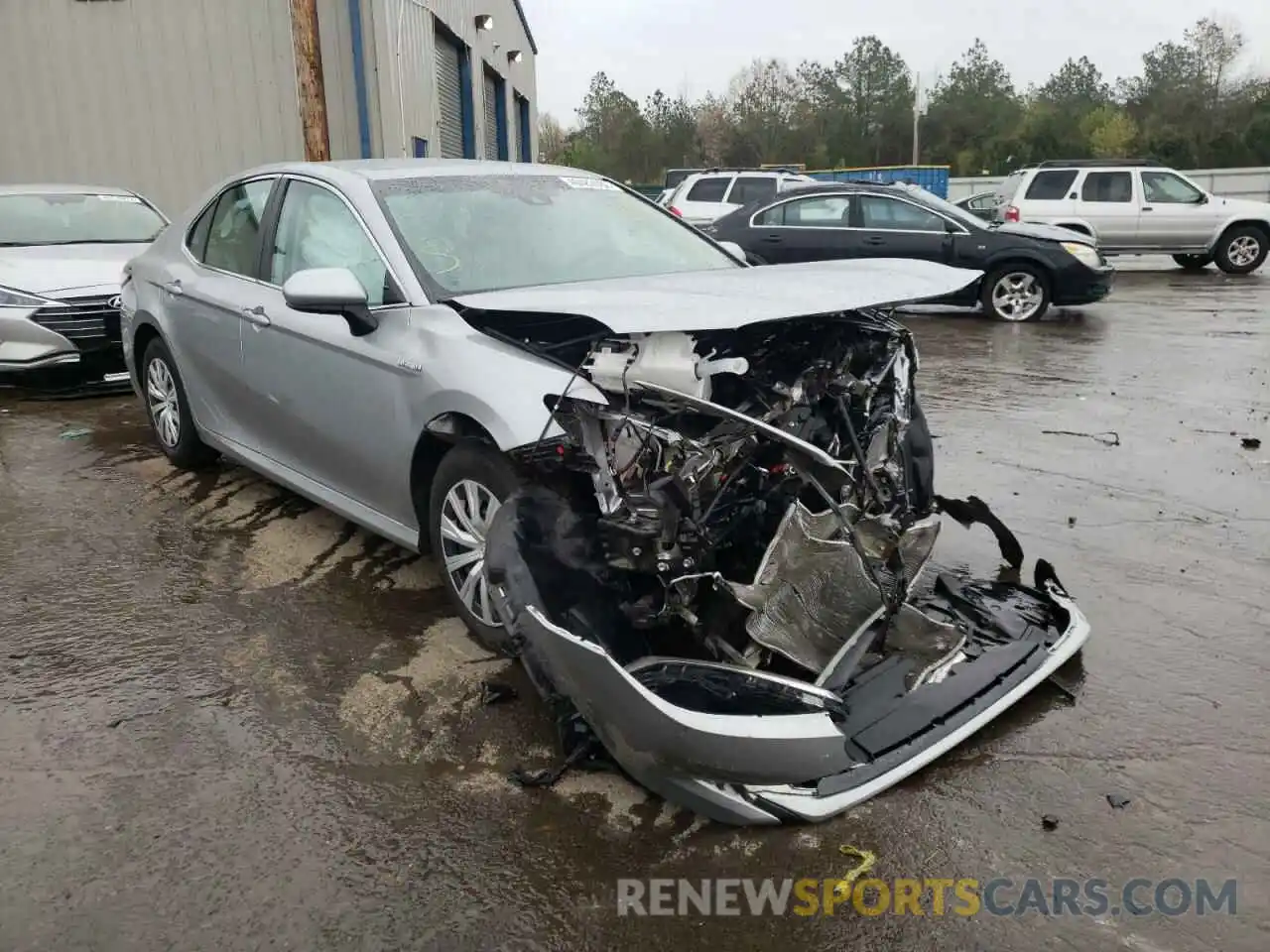 1 Photograph of a damaged car 4T1B31HK7KU512518 TOYOTA CAMRY 2019