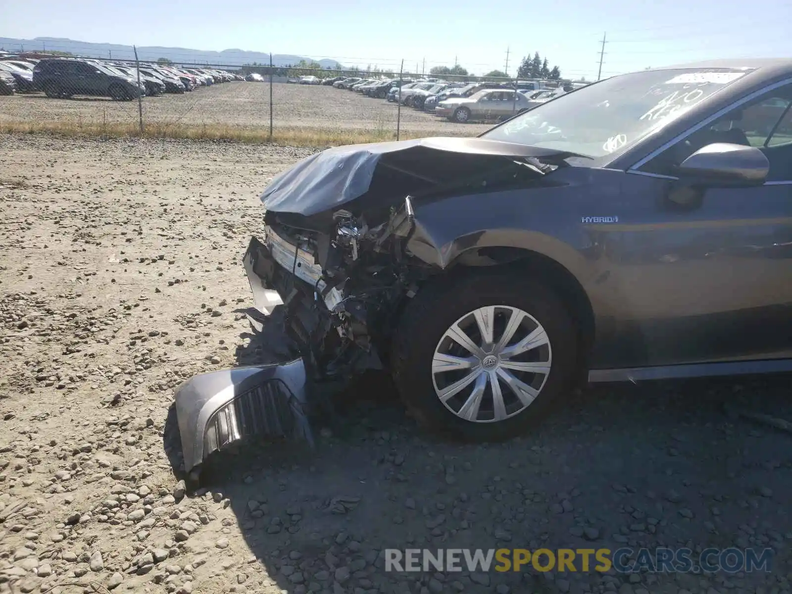 9 Photograph of a damaged car 4T1B31HK7KU516715 TOYOTA CAMRY 2019