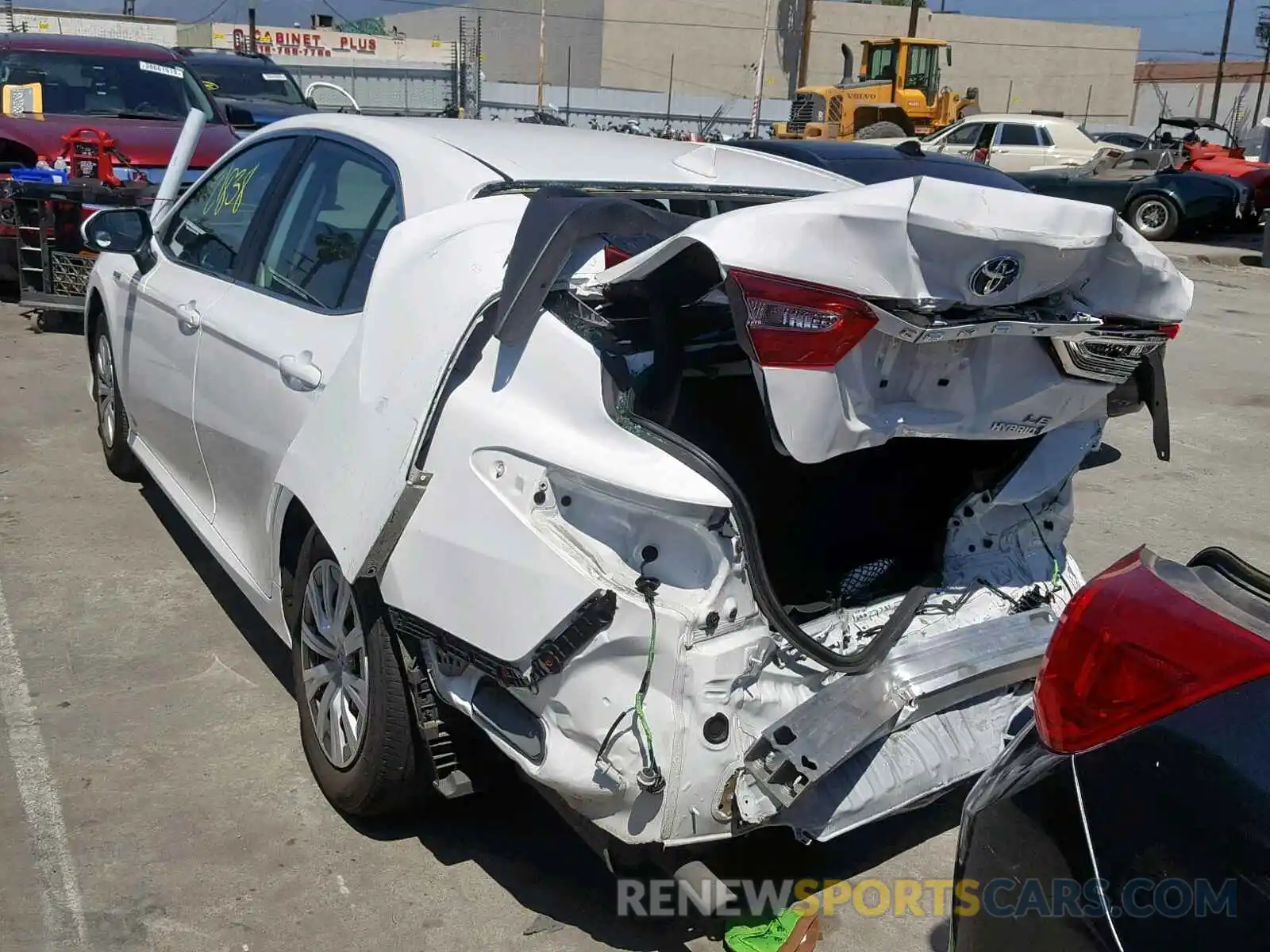 3 Photograph of a damaged car 4T1B31HK8KU005823 TOYOTA CAMRY 2019