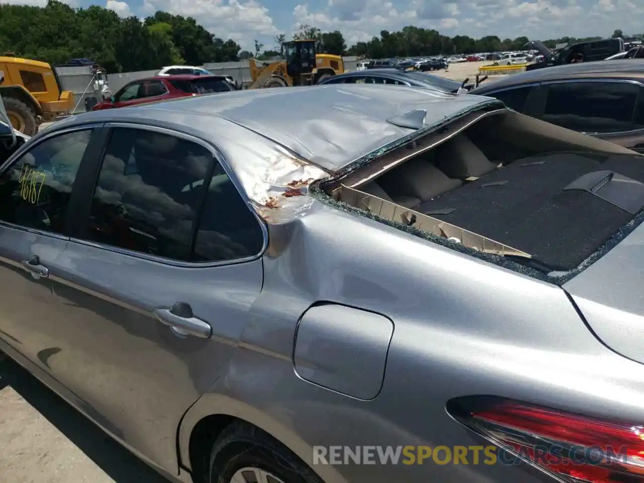 9 Photograph of a damaged car 4T1B31HK8KU006678 TOYOTA CAMRY 2019