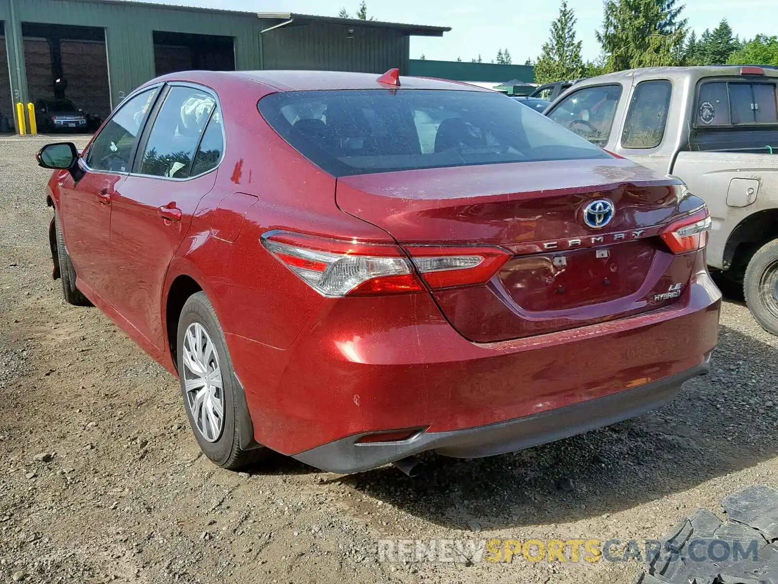 3 Photograph of a damaged car 4T1B31HK8KU510972 TOYOTA CAMRY 2019