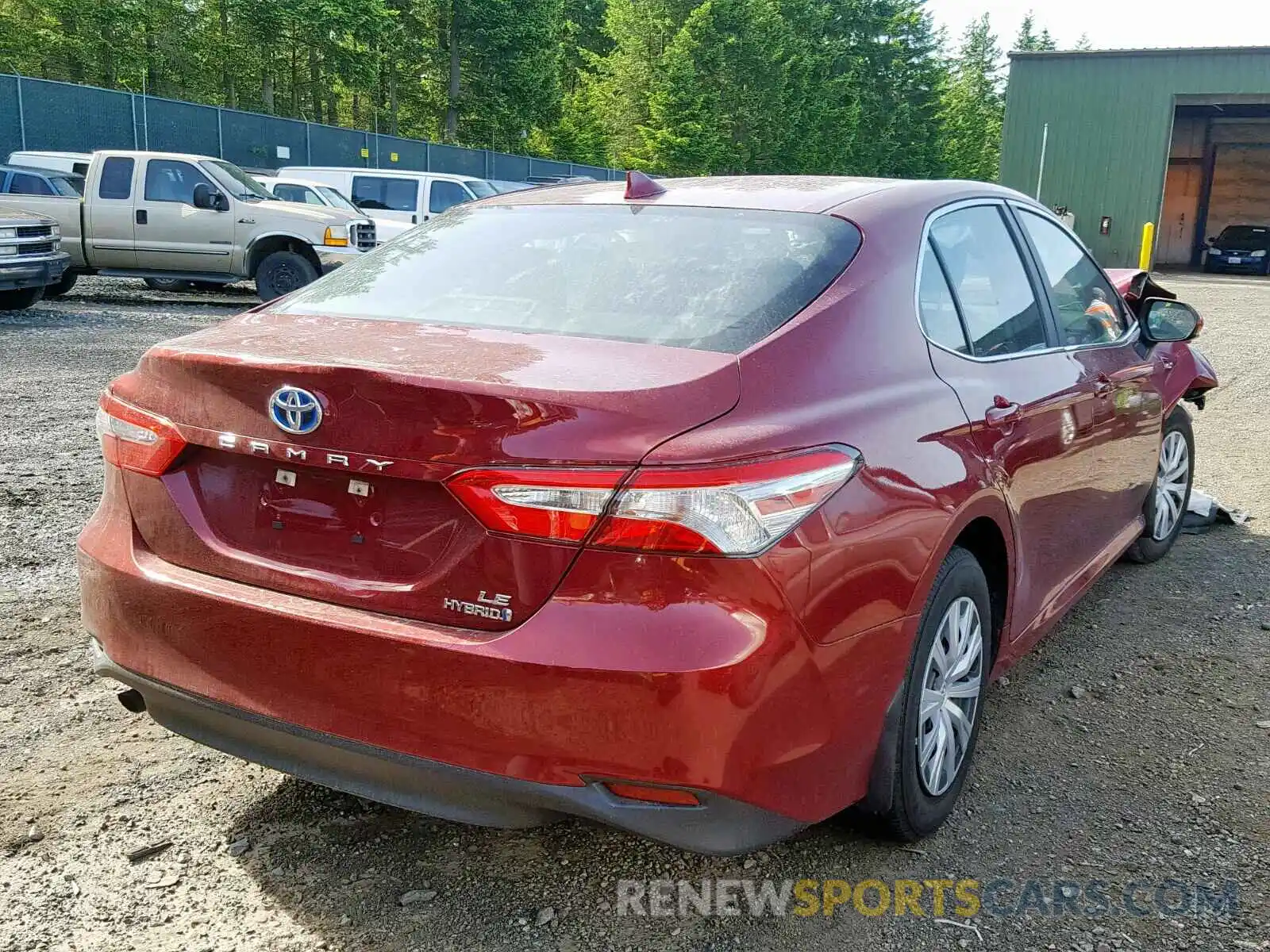 4 Photograph of a damaged car 4T1B31HK8KU510972 TOYOTA CAMRY 2019