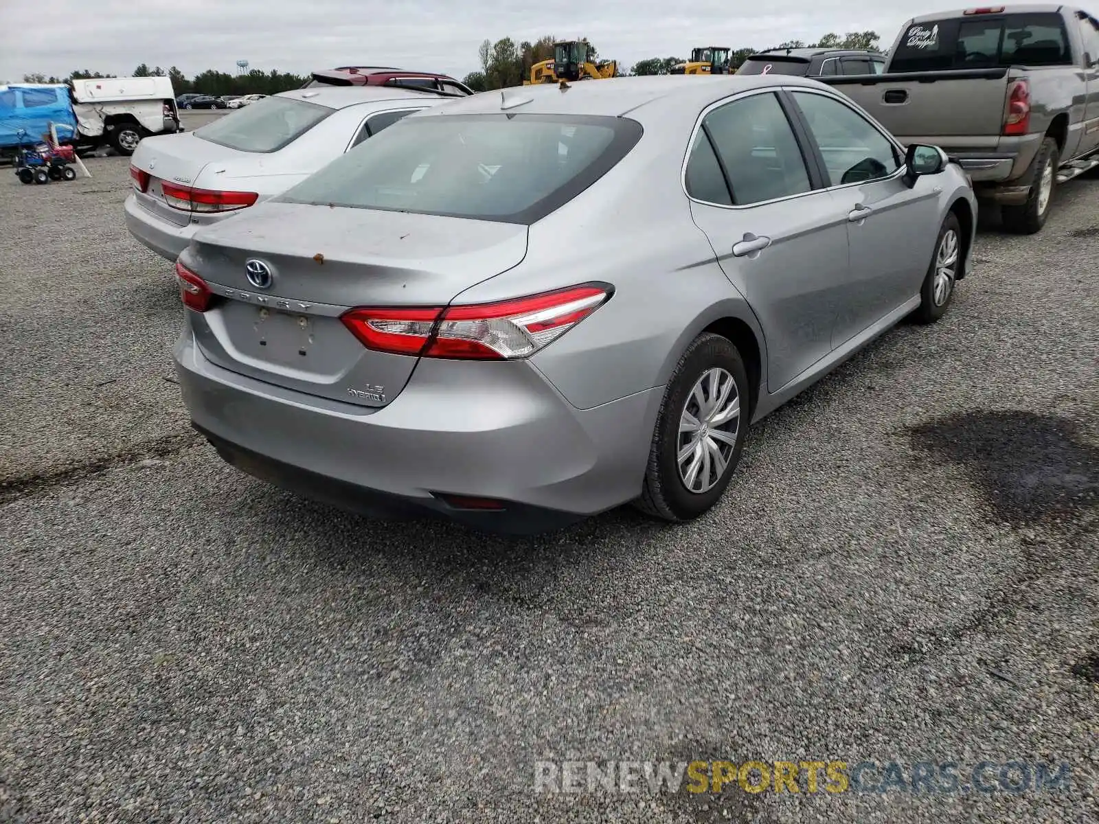 4 Photograph of a damaged car 4T1B31HK8KU511202 TOYOTA CAMRY 2019