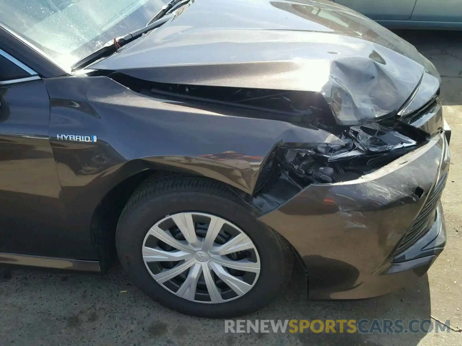 9 Photograph of a damaged car 4T1B31HK8KU511426 TOYOTA CAMRY 2019