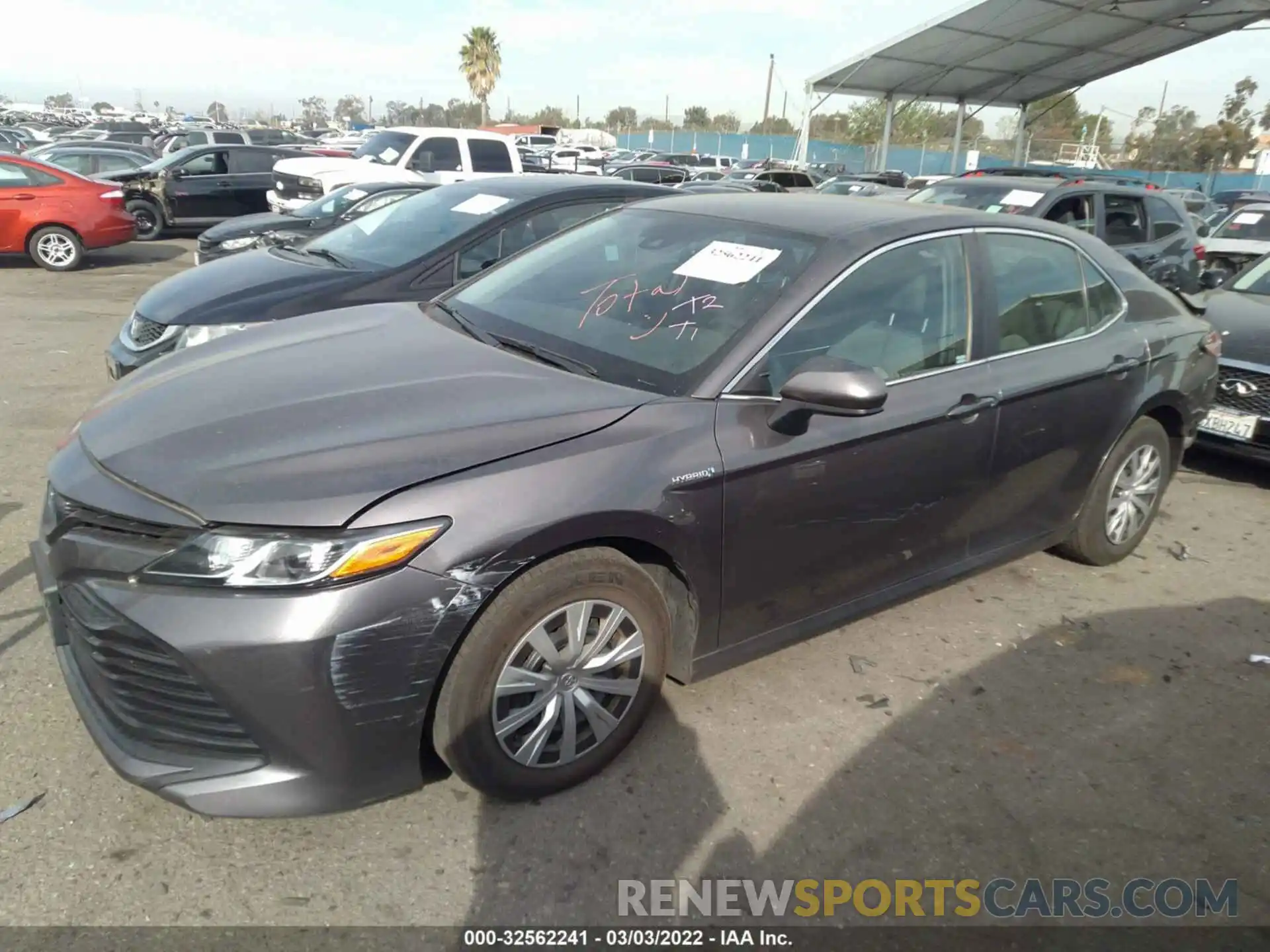 2 Photograph of a damaged car 4T1B31HK8KU511510 TOYOTA CAMRY 2019