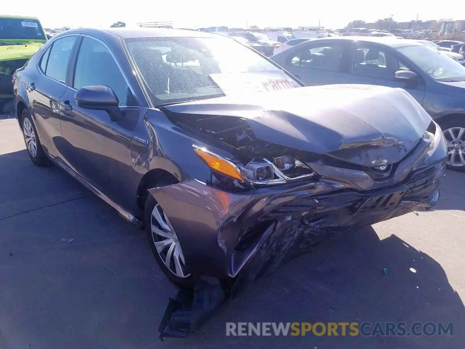 1 Photograph of a damaged car 4T1B31HK8KU512625 TOYOTA CAMRY 2019