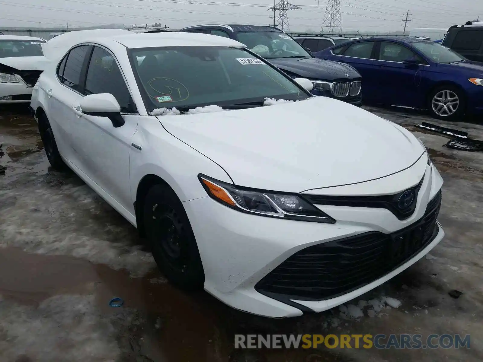 1 Photograph of a damaged car 4T1B31HK8KU512673 TOYOTA CAMRY 2019