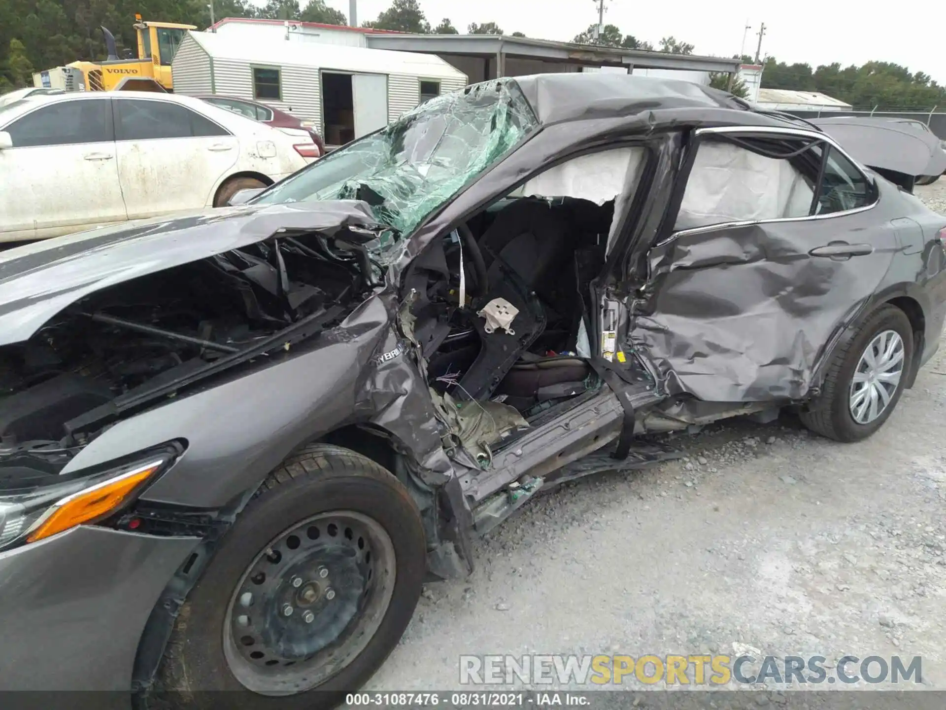 6 Photograph of a damaged car 4T1B31HK8KU512866 TOYOTA CAMRY 2019