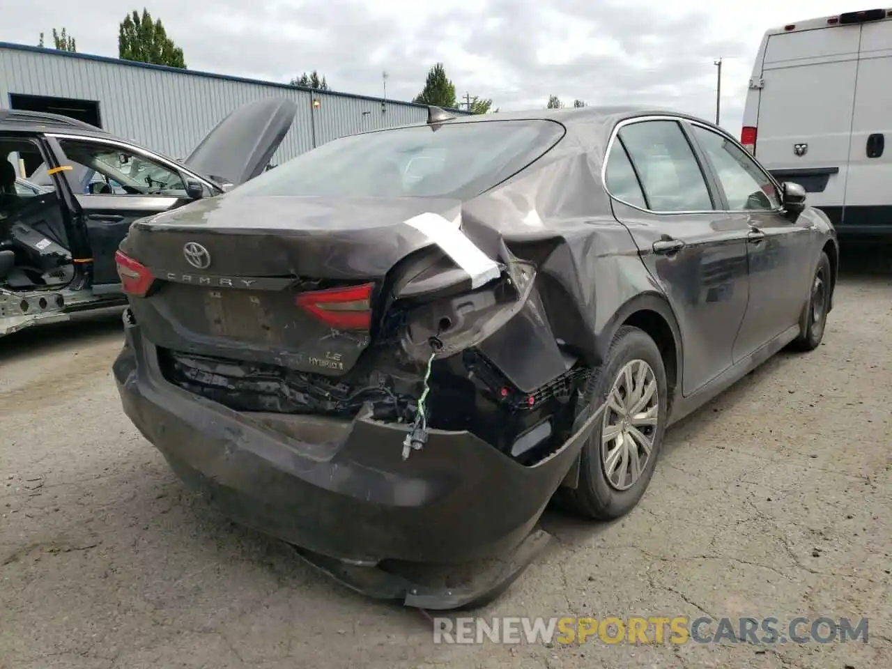 4 Photograph of a damaged car 4T1B31HK8KU514052 TOYOTA CAMRY 2019